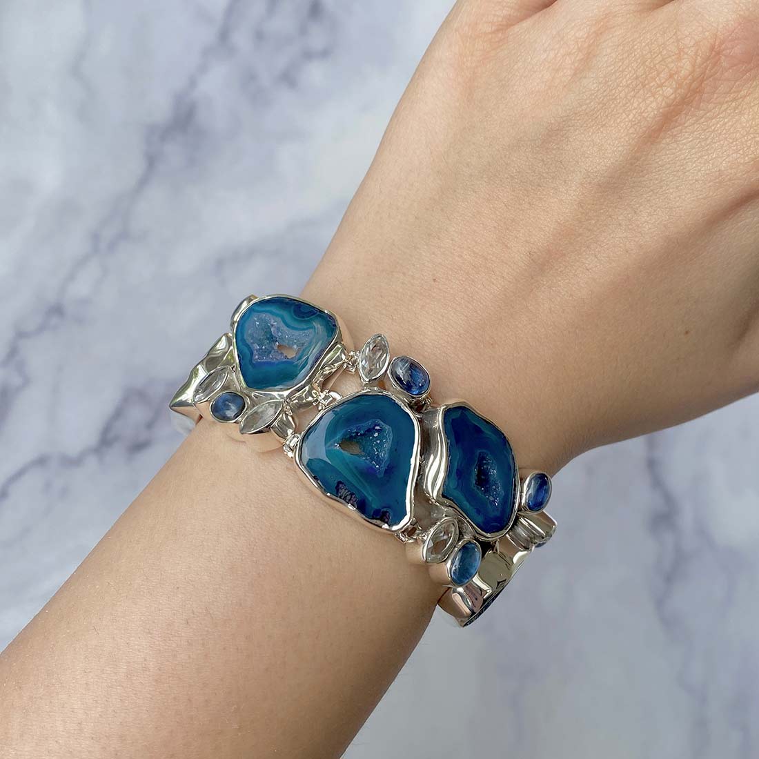 Blue Agate Bracelet-(ABU-B-2)