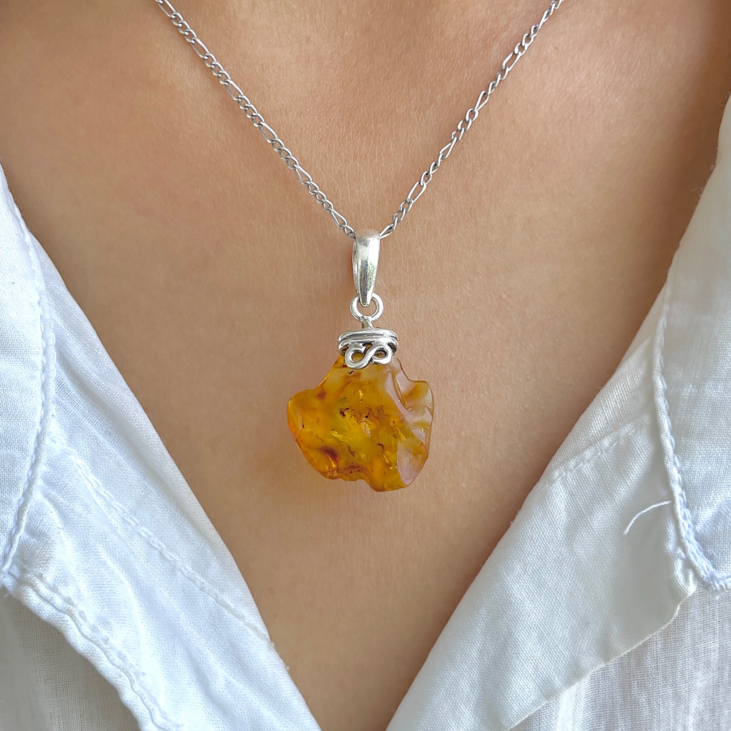 Amber Pendant-(AMB-P-100.)