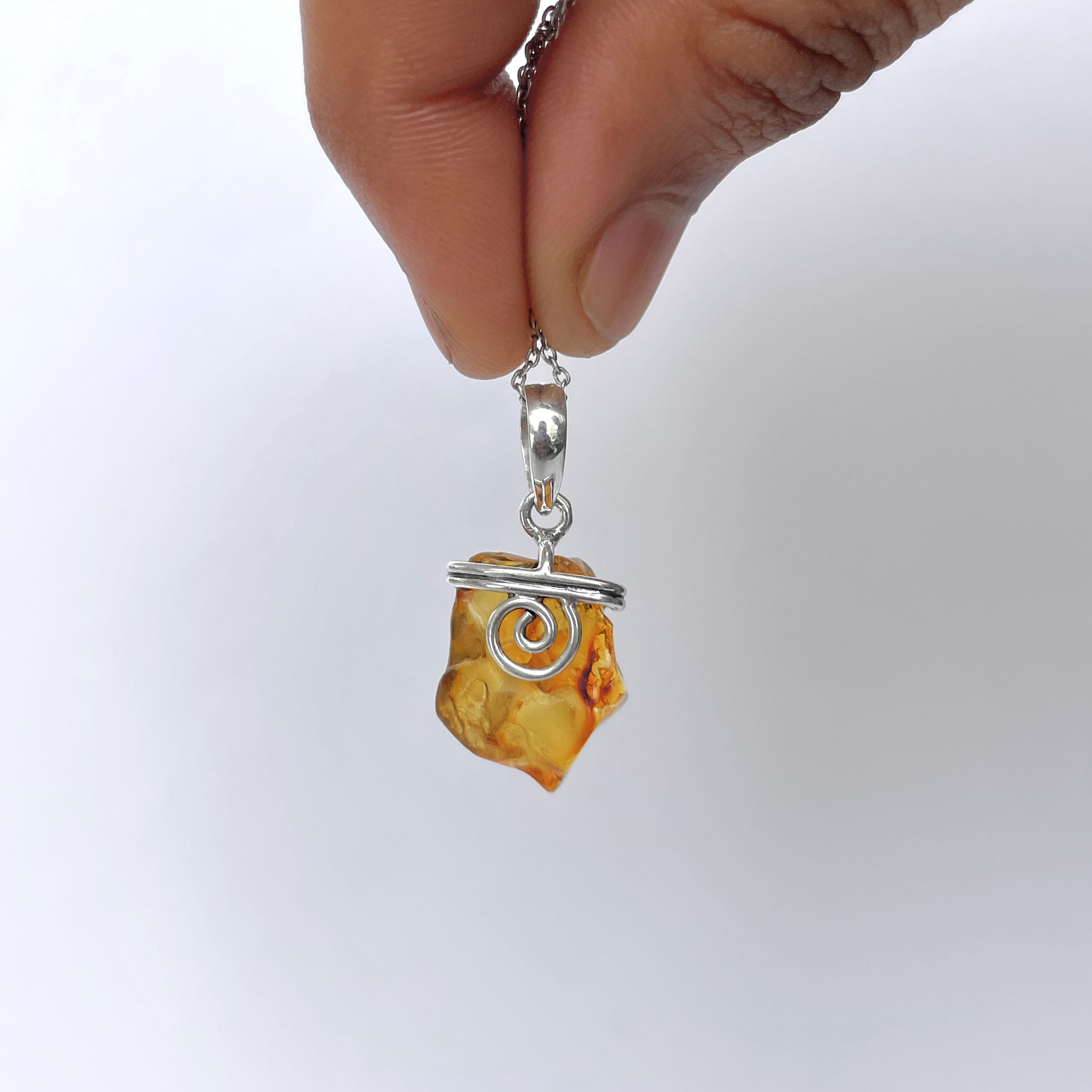 Amber Pendant-(AMB-P-104.)