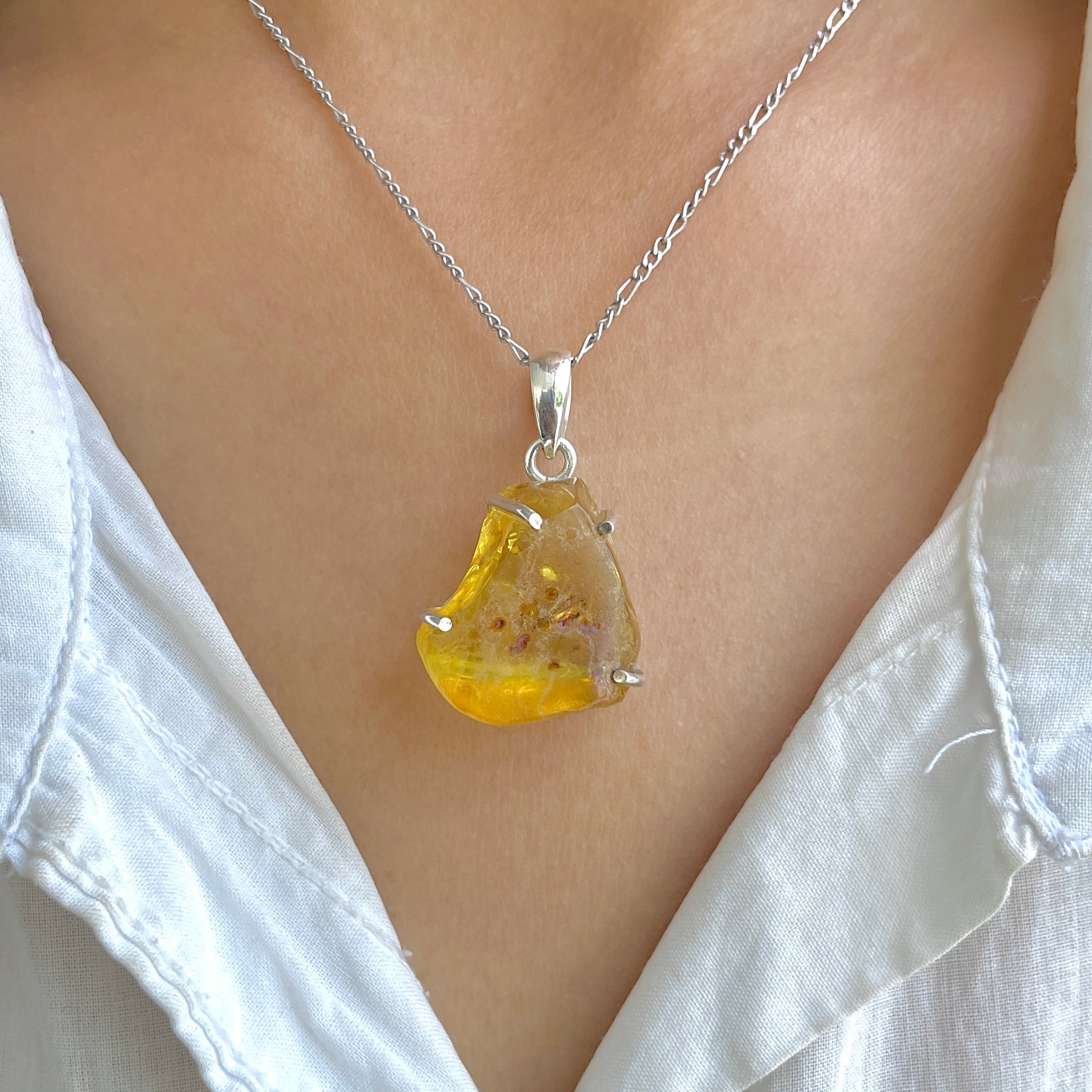 Amber Pendant-(AMB-P-105.)