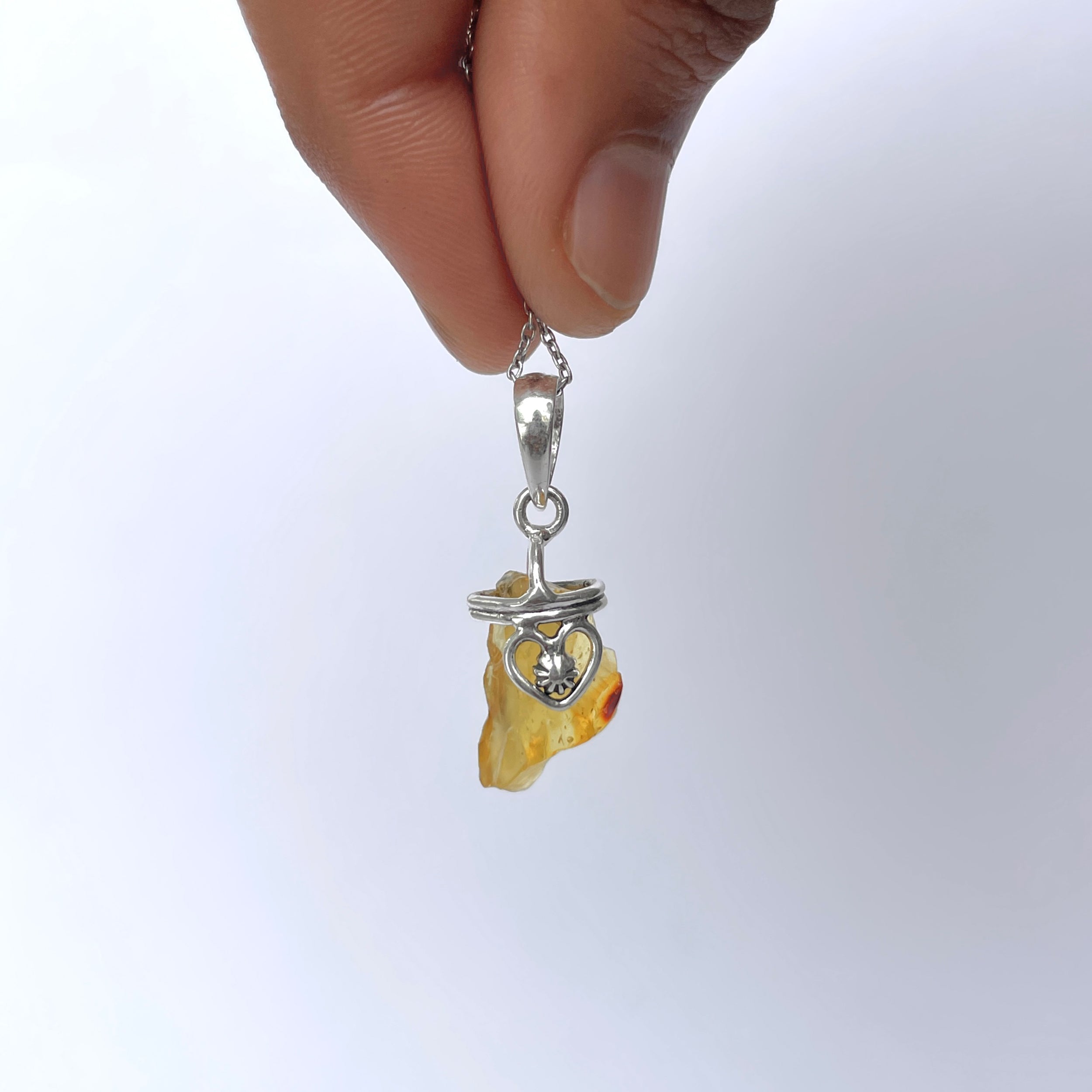 Amber Pendant-(AMB-P-108.)