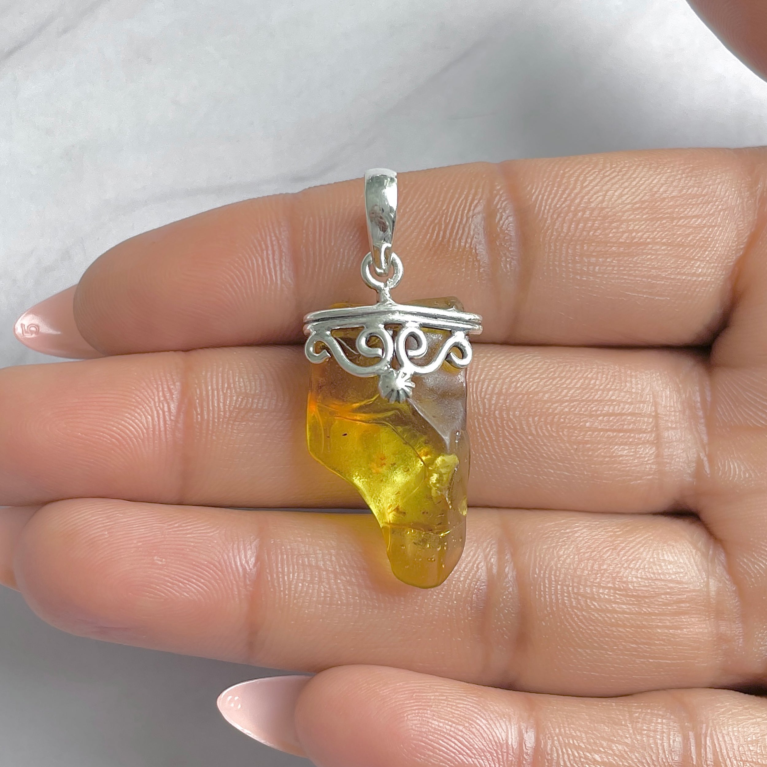 Amber Pendant-(AMB-P-109.)