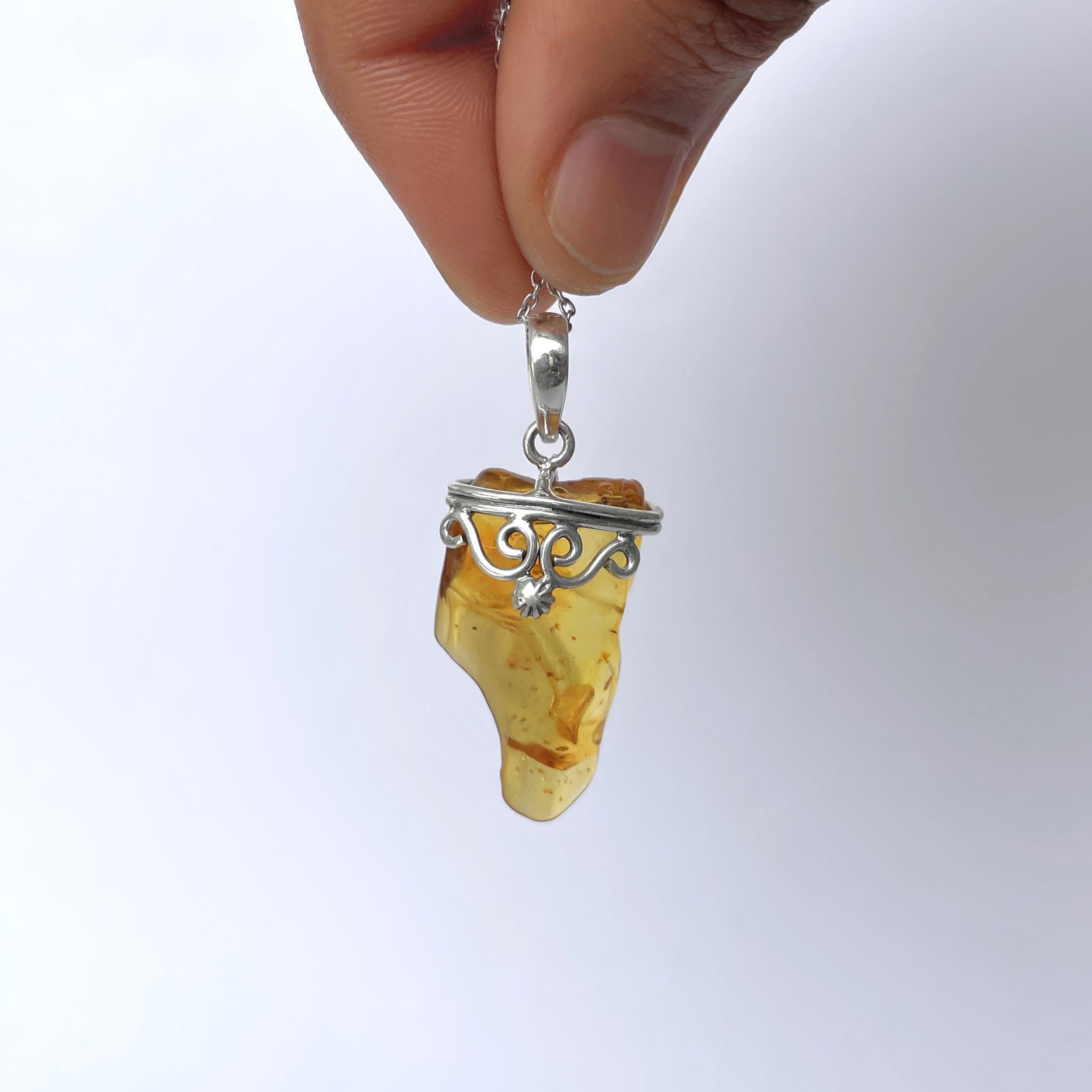 Amber Pendant-(AMB-P-109.)