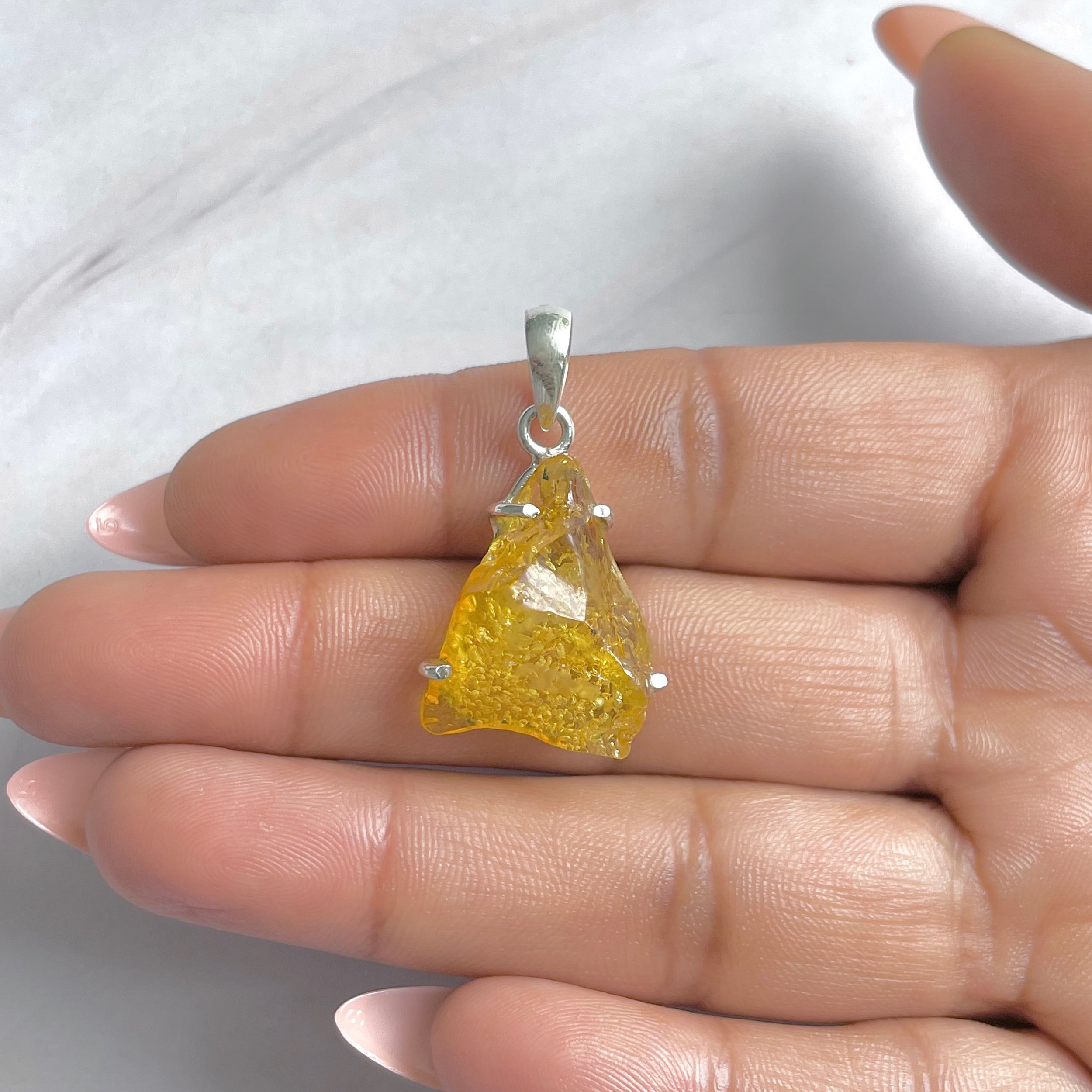 Amber Pendant-(AMB-P-110.)