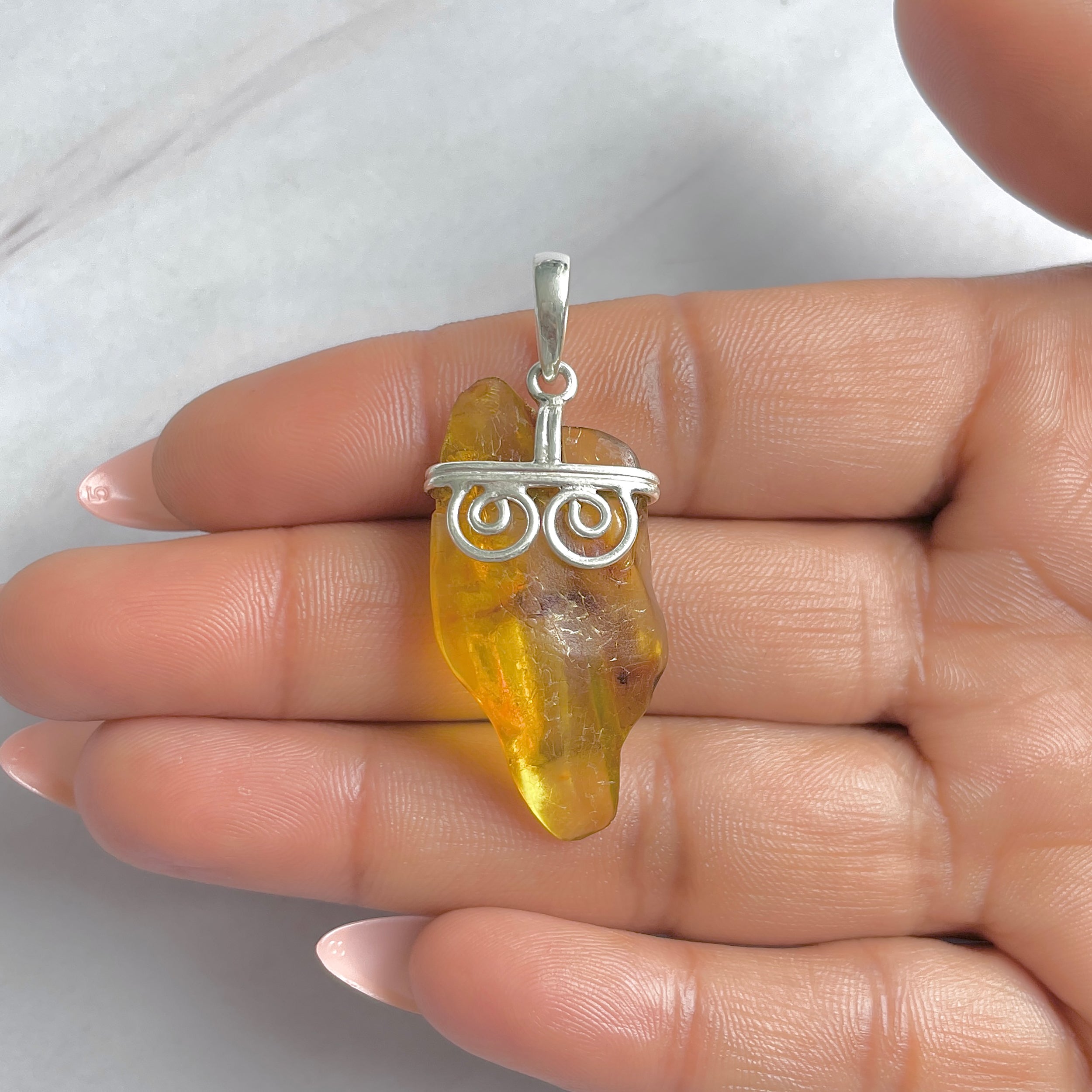 Amber Pendant-(AMB-P-111.)