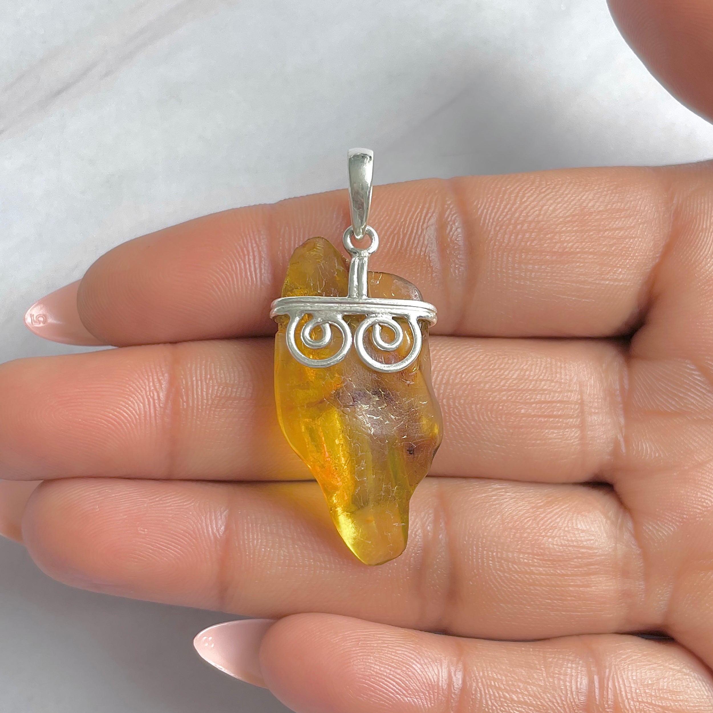 Amber Pendant-(AMB-P-111.)