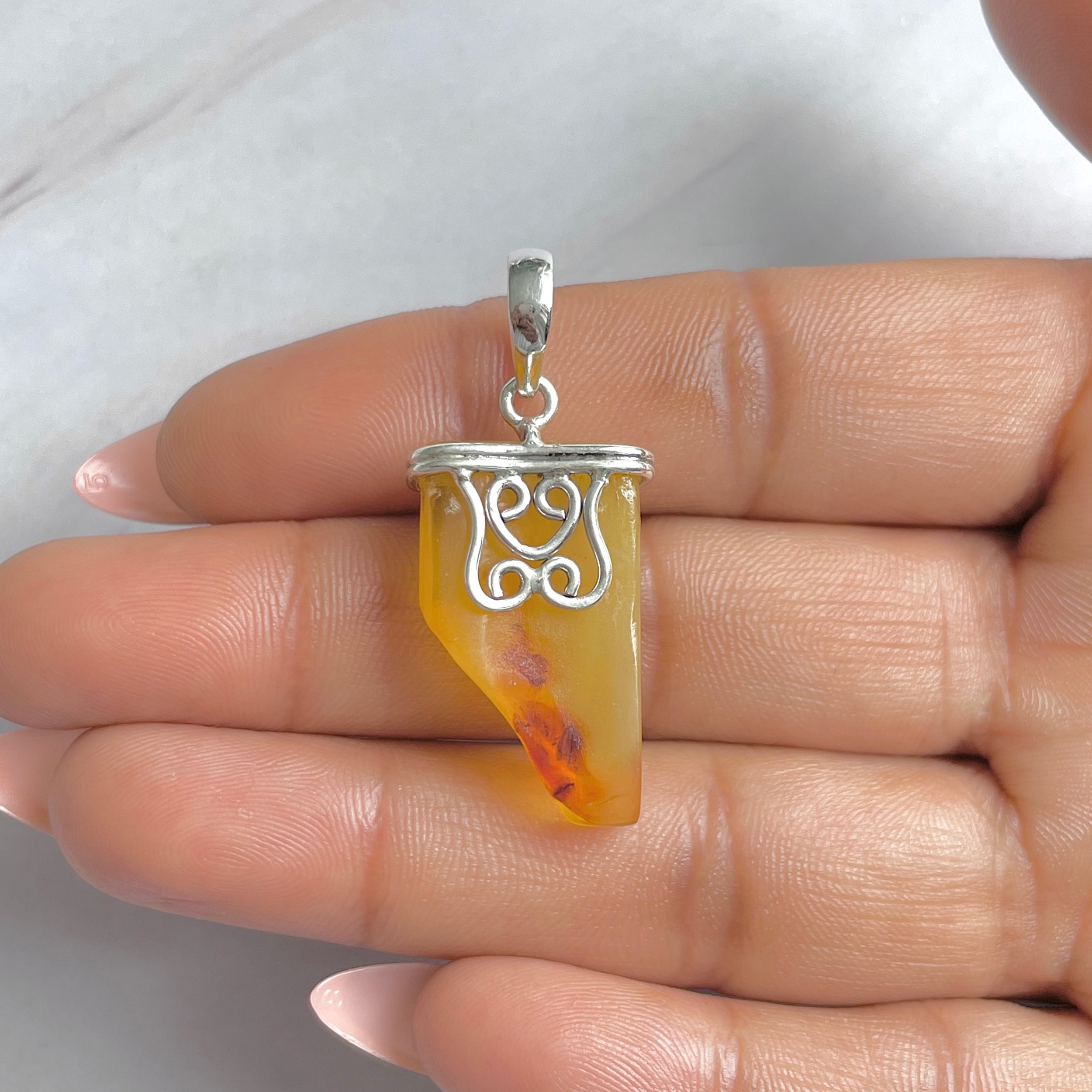 Amber Pendant-(AMB-P-112.)