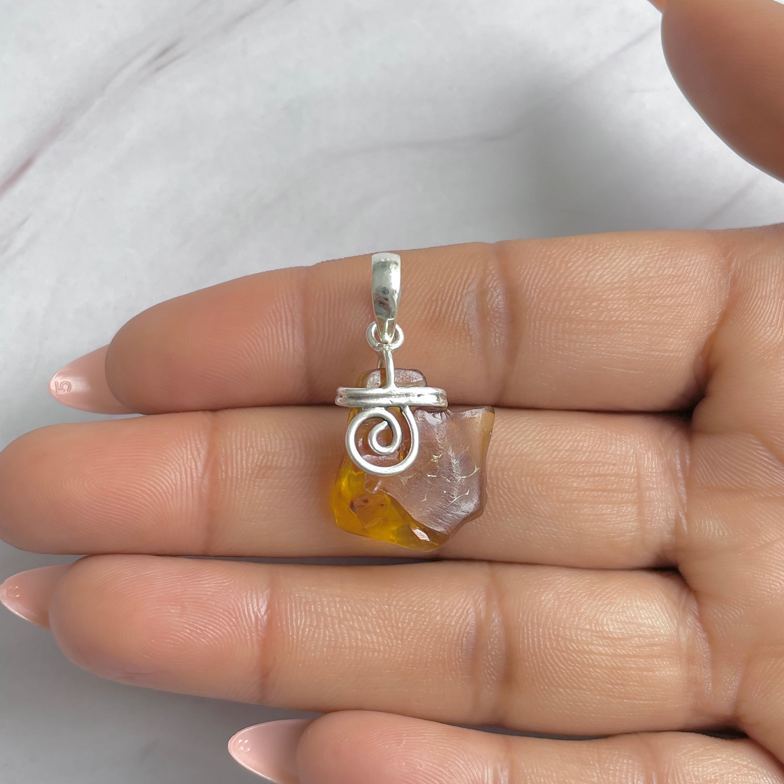 Amber Pendant-(AMB-P-115.)