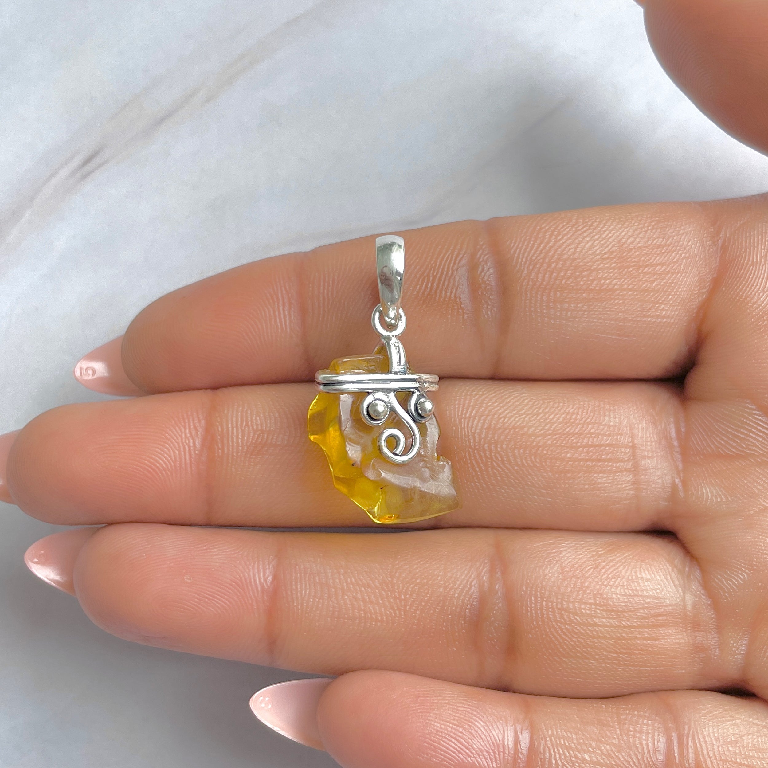 Amber Pendant-(AMB-P-120.)