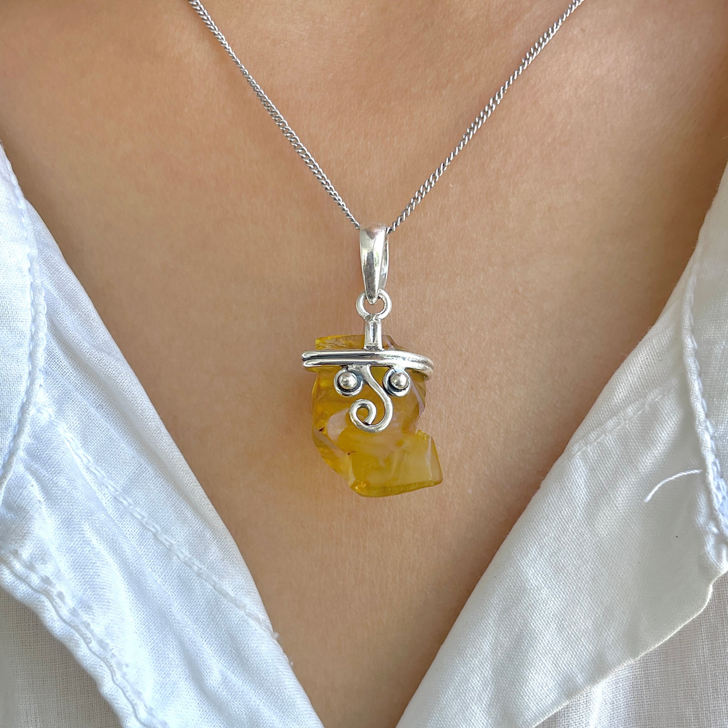Amber Pendant-(AMB-P-120.)