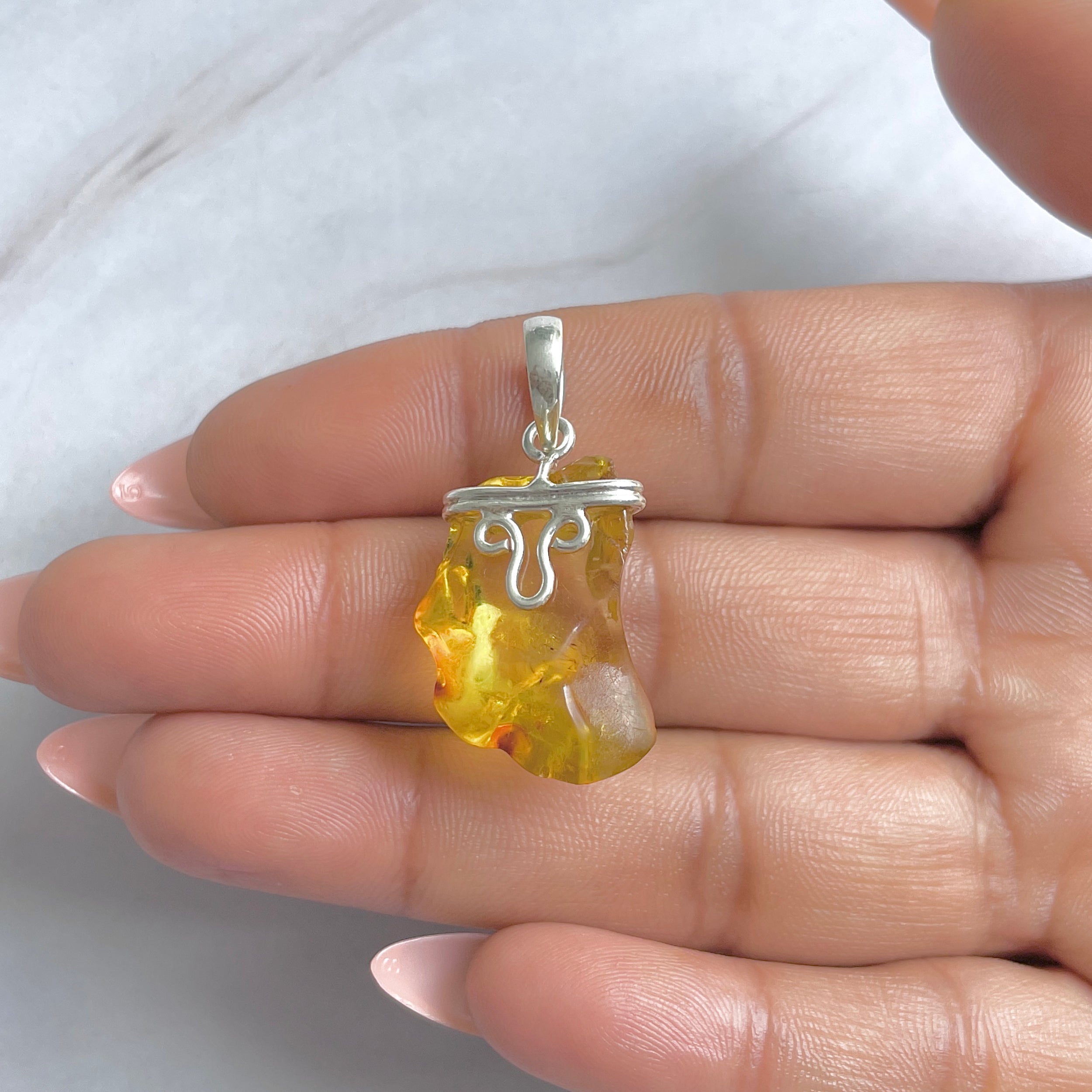 Amber Pendant-(AMB-P-121.)