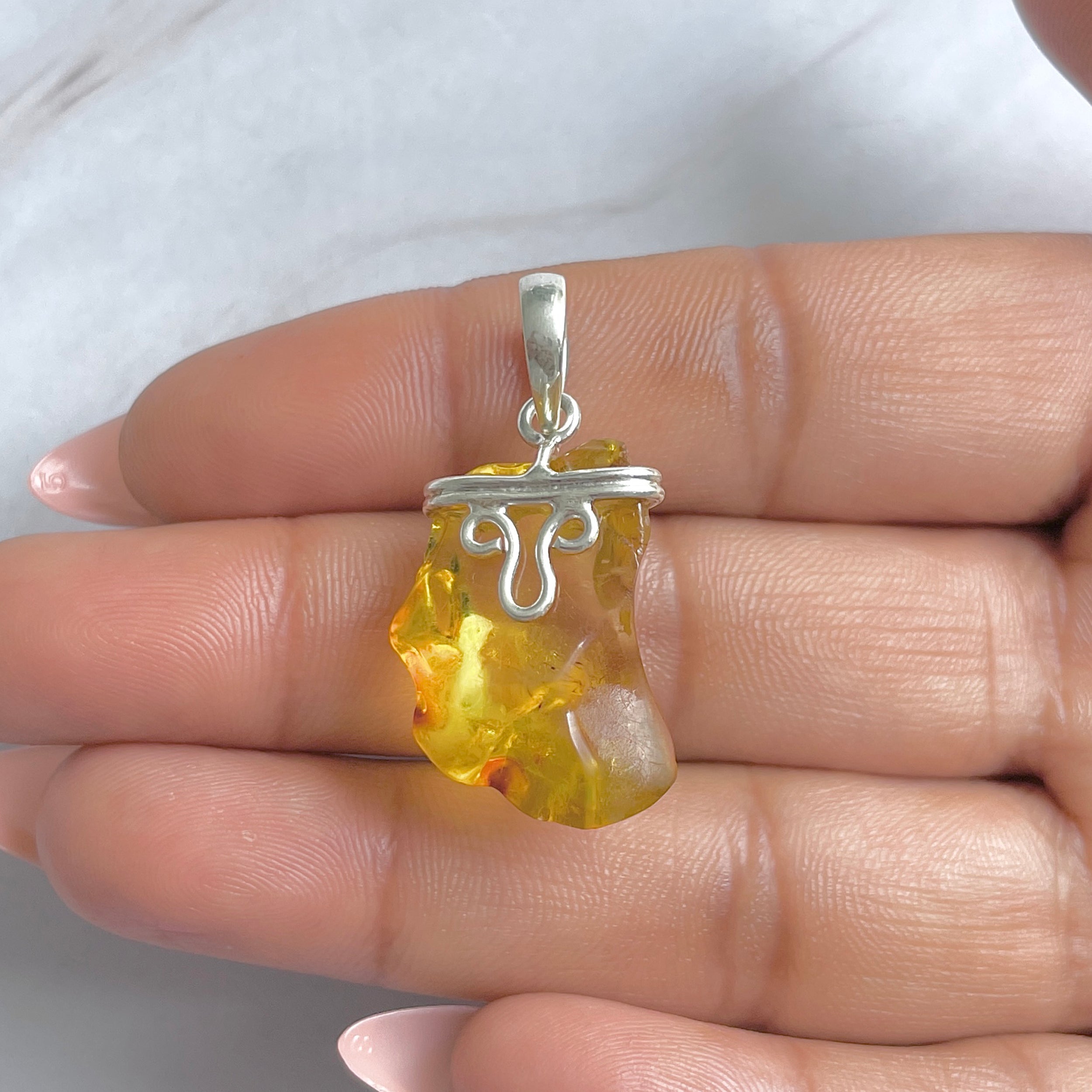 Amber Pendant-(AMB-P-121.)