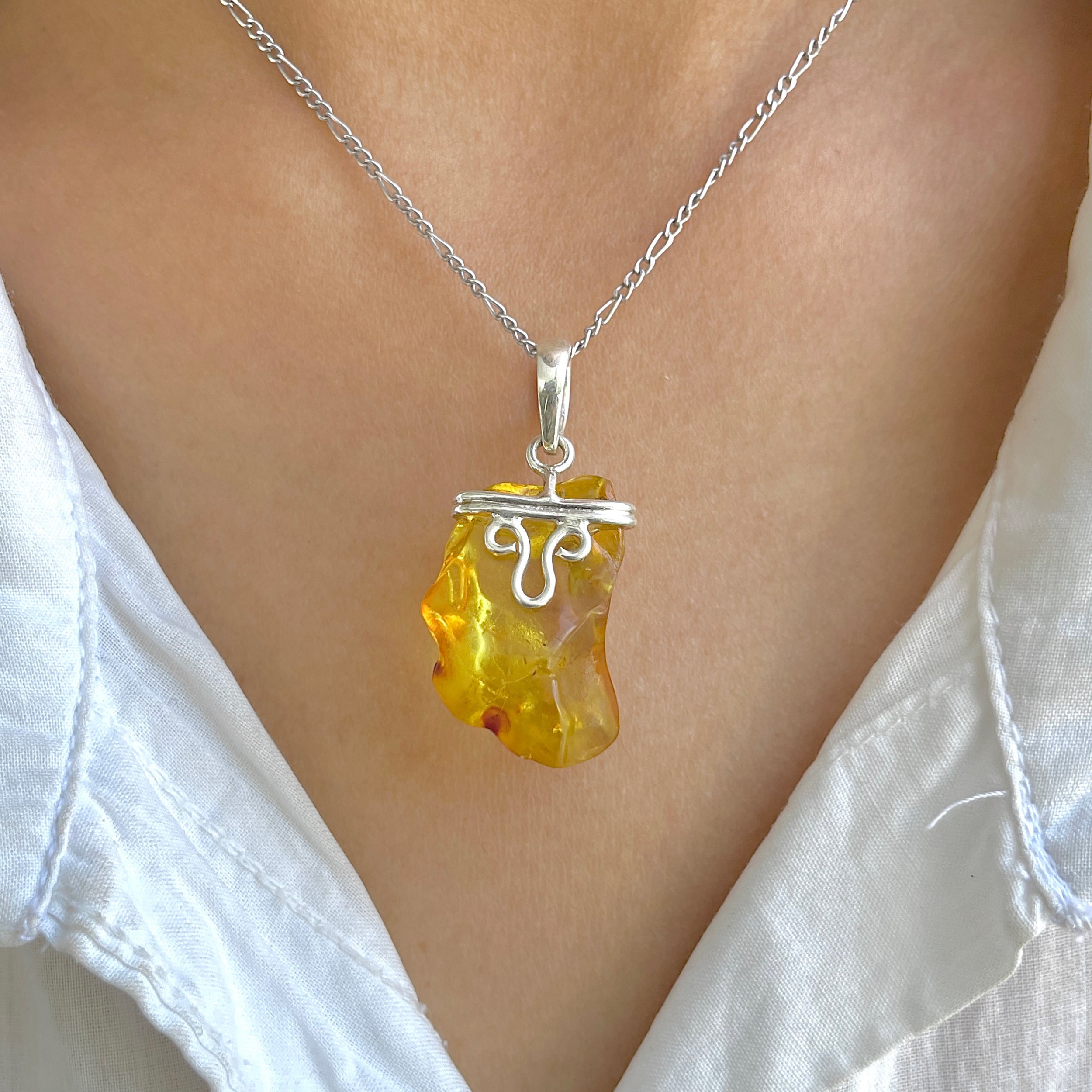 Amber Pendant-(AMB-P-121.)