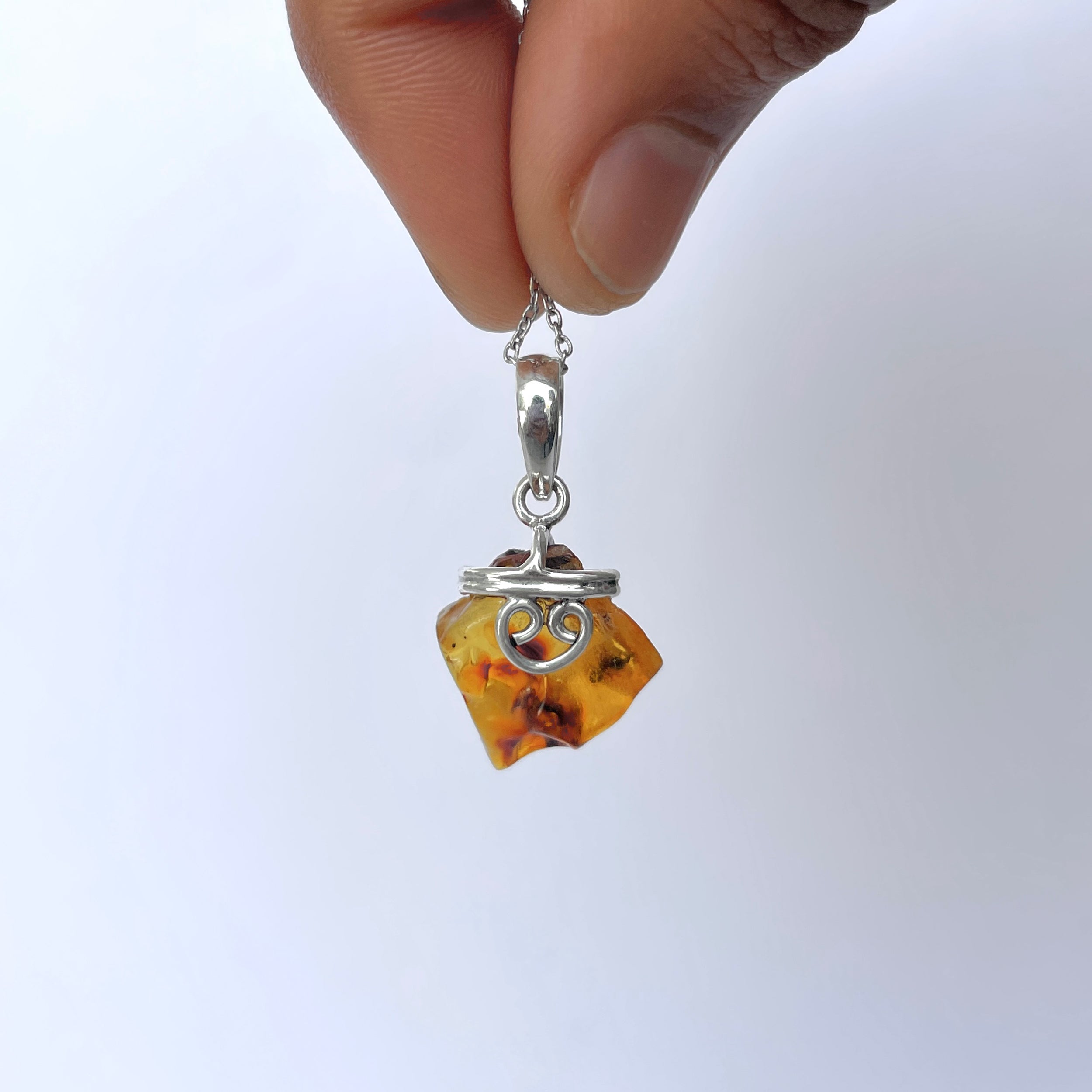 Amber Pendant-(AMB-P-126.)
