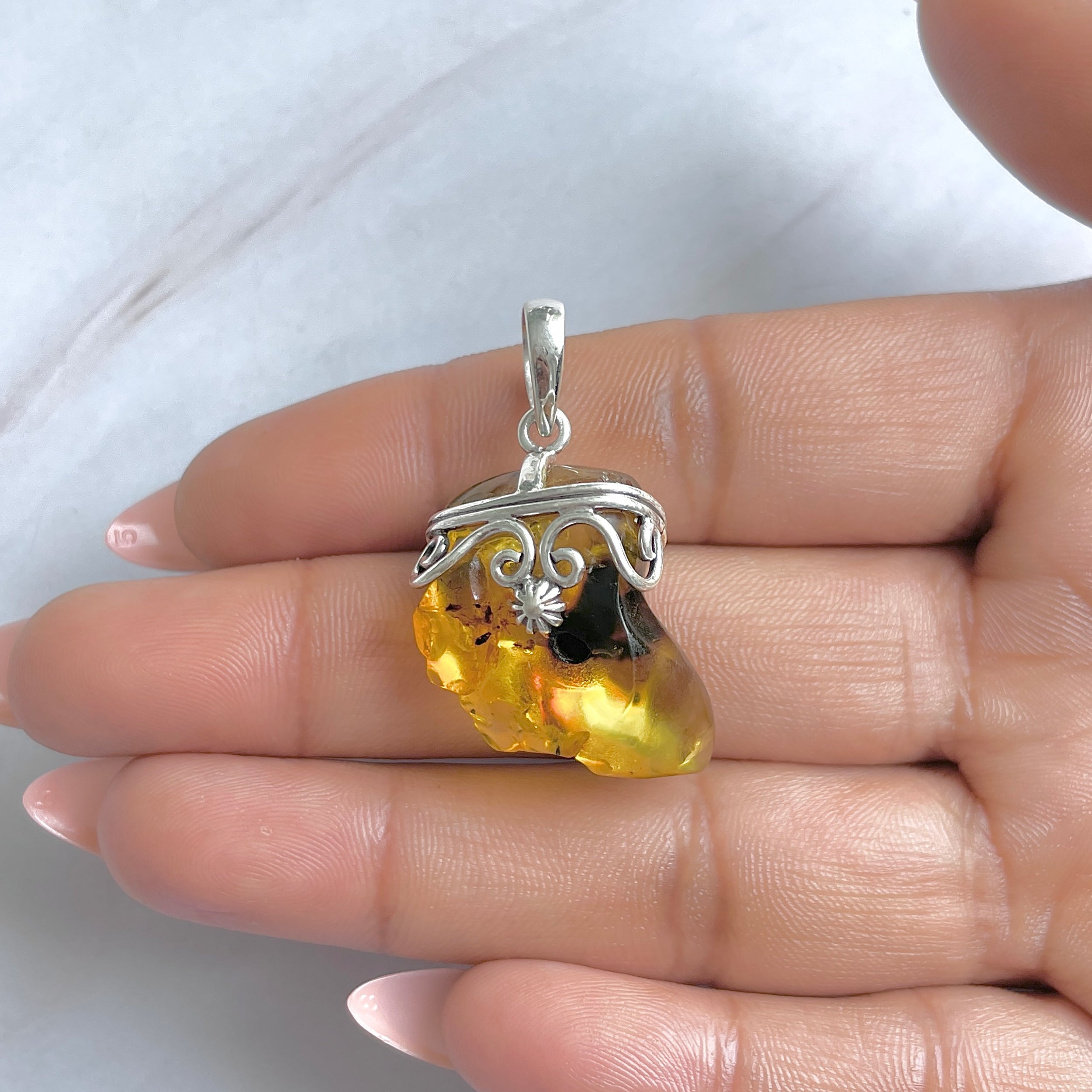 Amber Pendant-(AMB-P-127.)