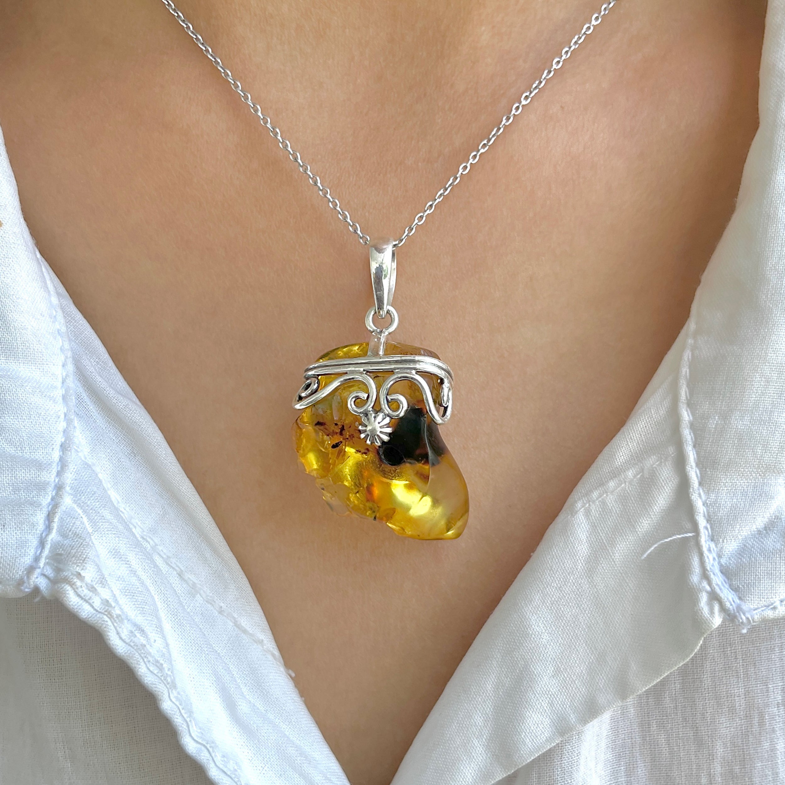 Amber Pendant-(AMB-P-127.)
