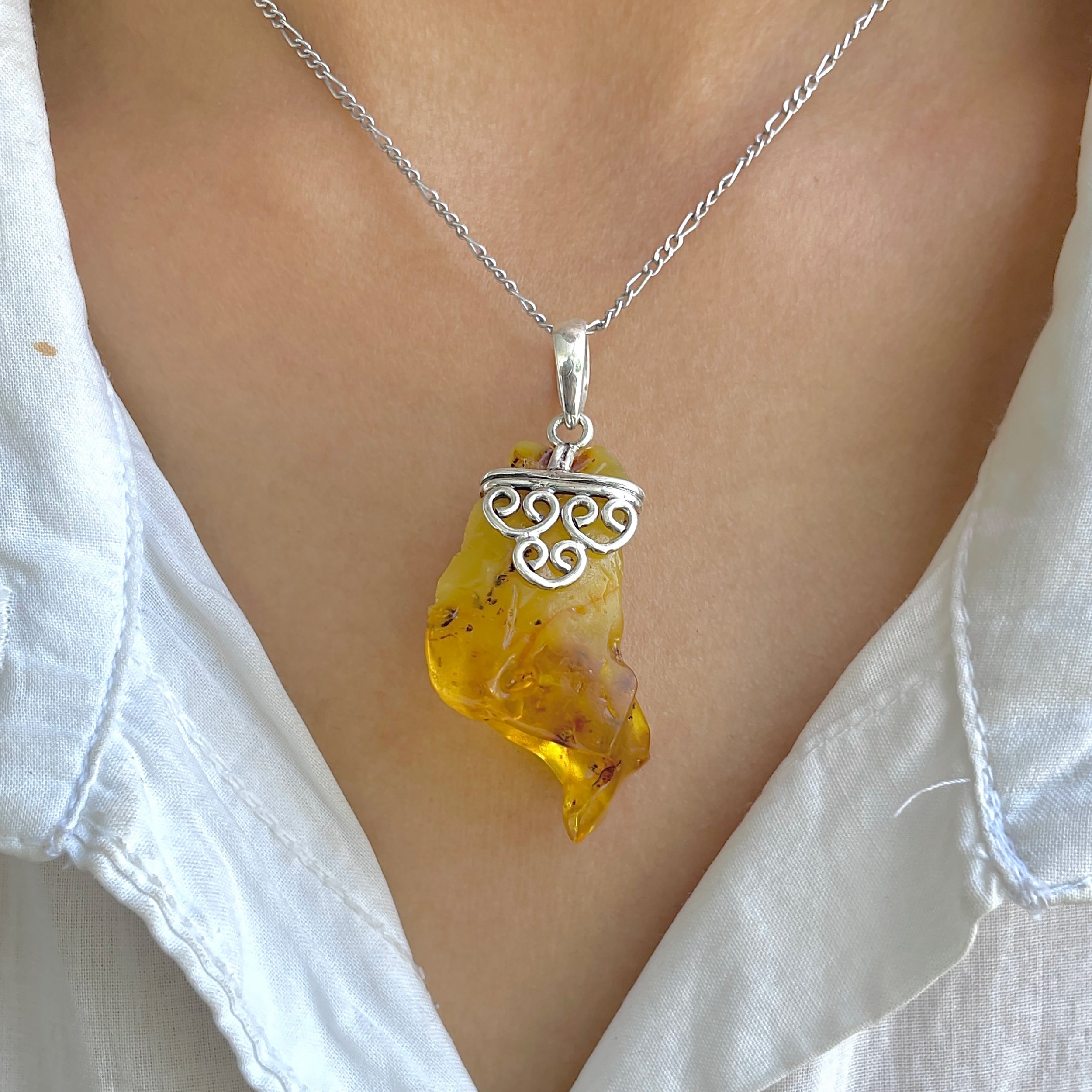 Amber Pendant-(AMB-P-128.)