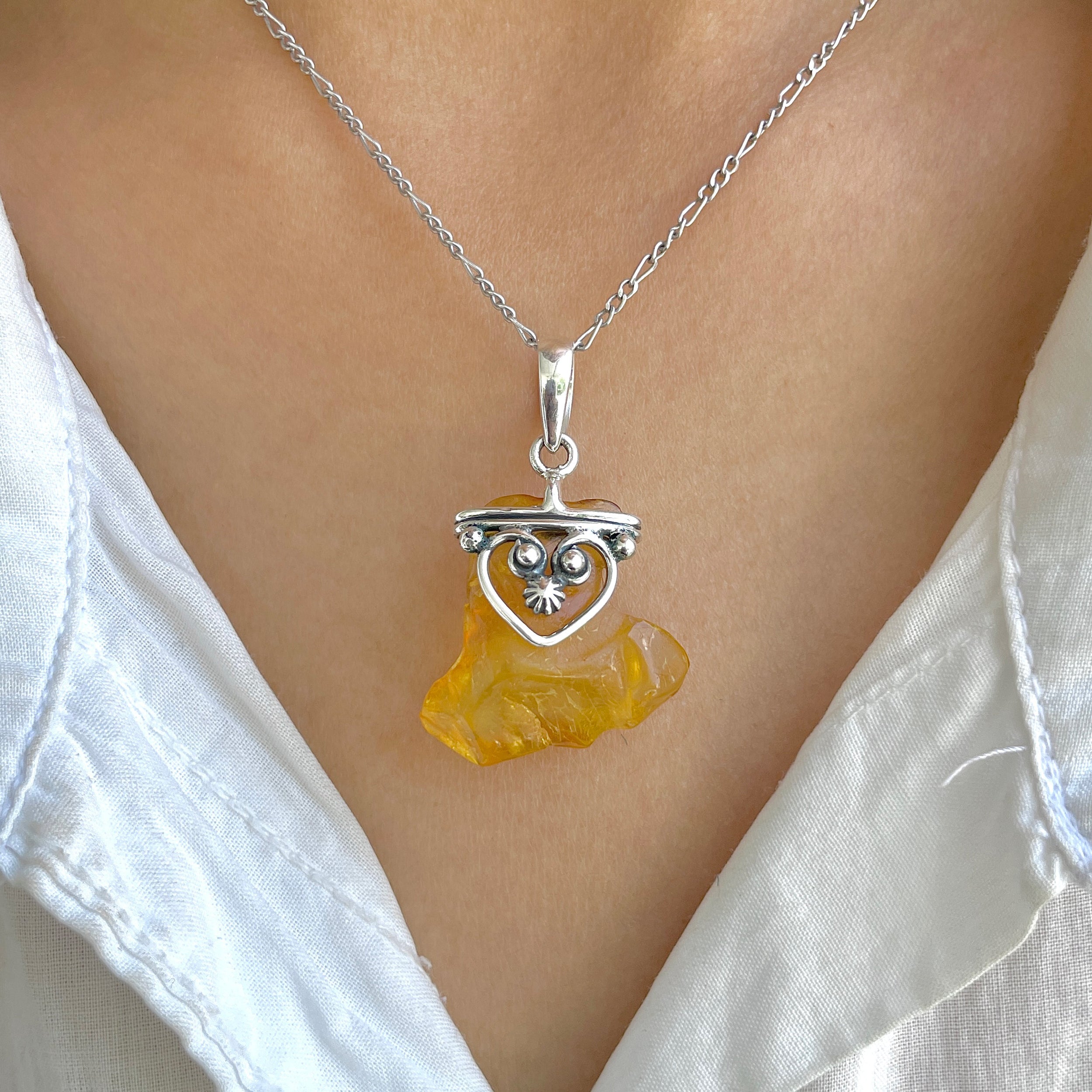 Amber Pendant-(AMB-P-131.)