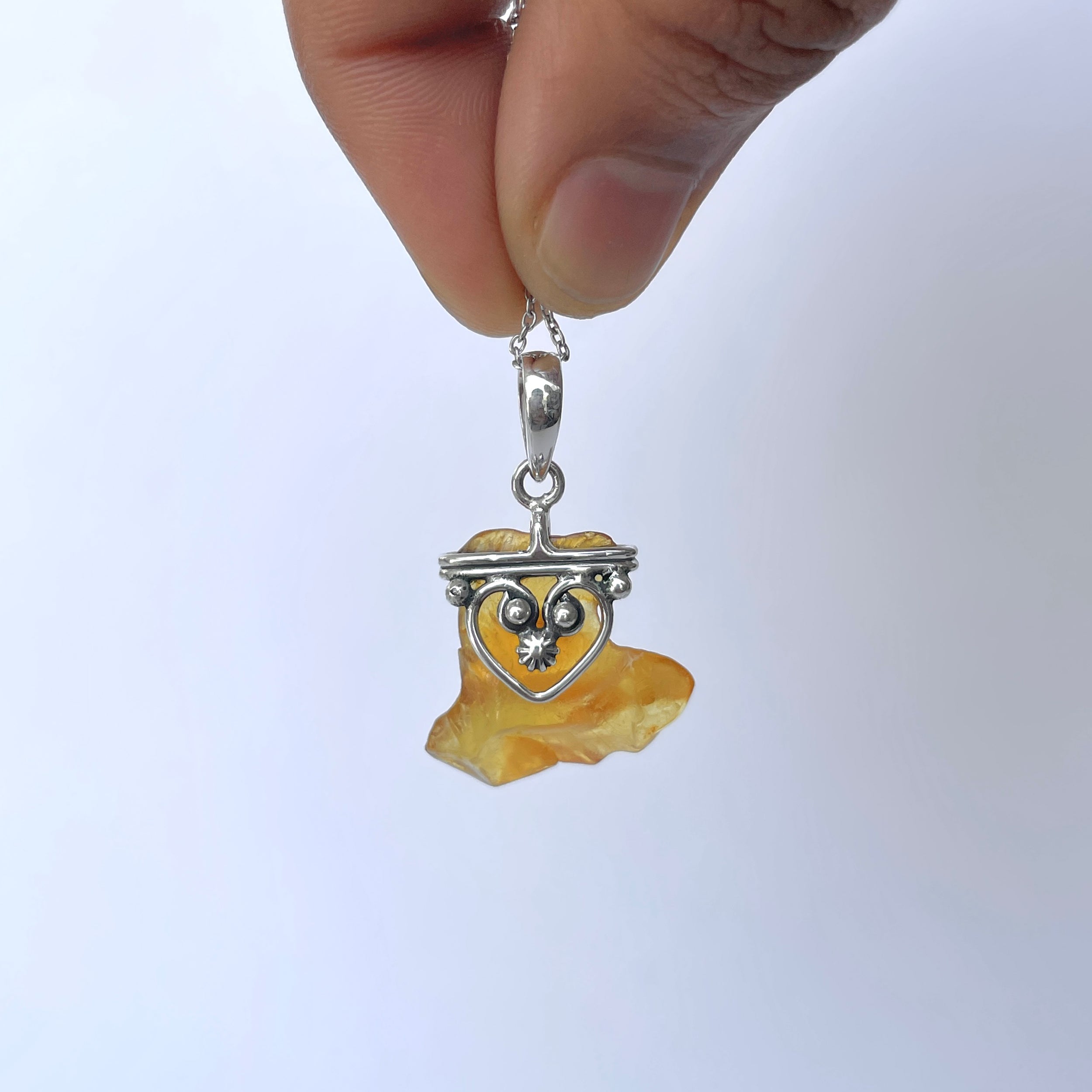 Amber Pendant-(AMB-P-131.)