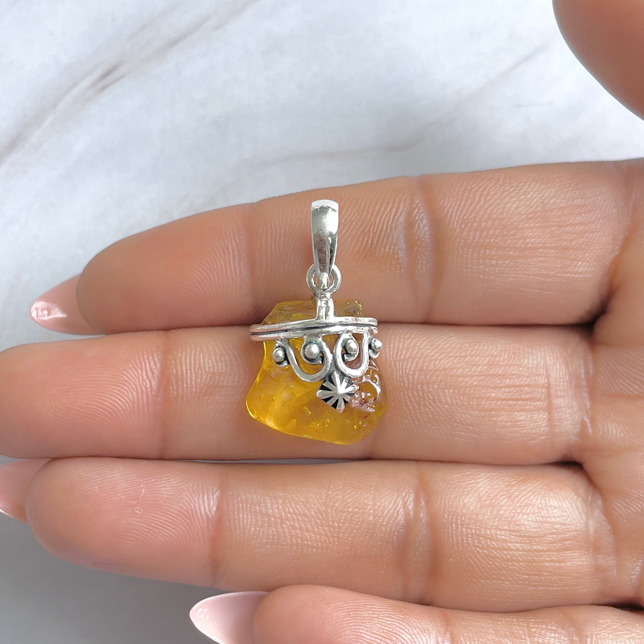 Amber Pendant-(AMB-P-133.)