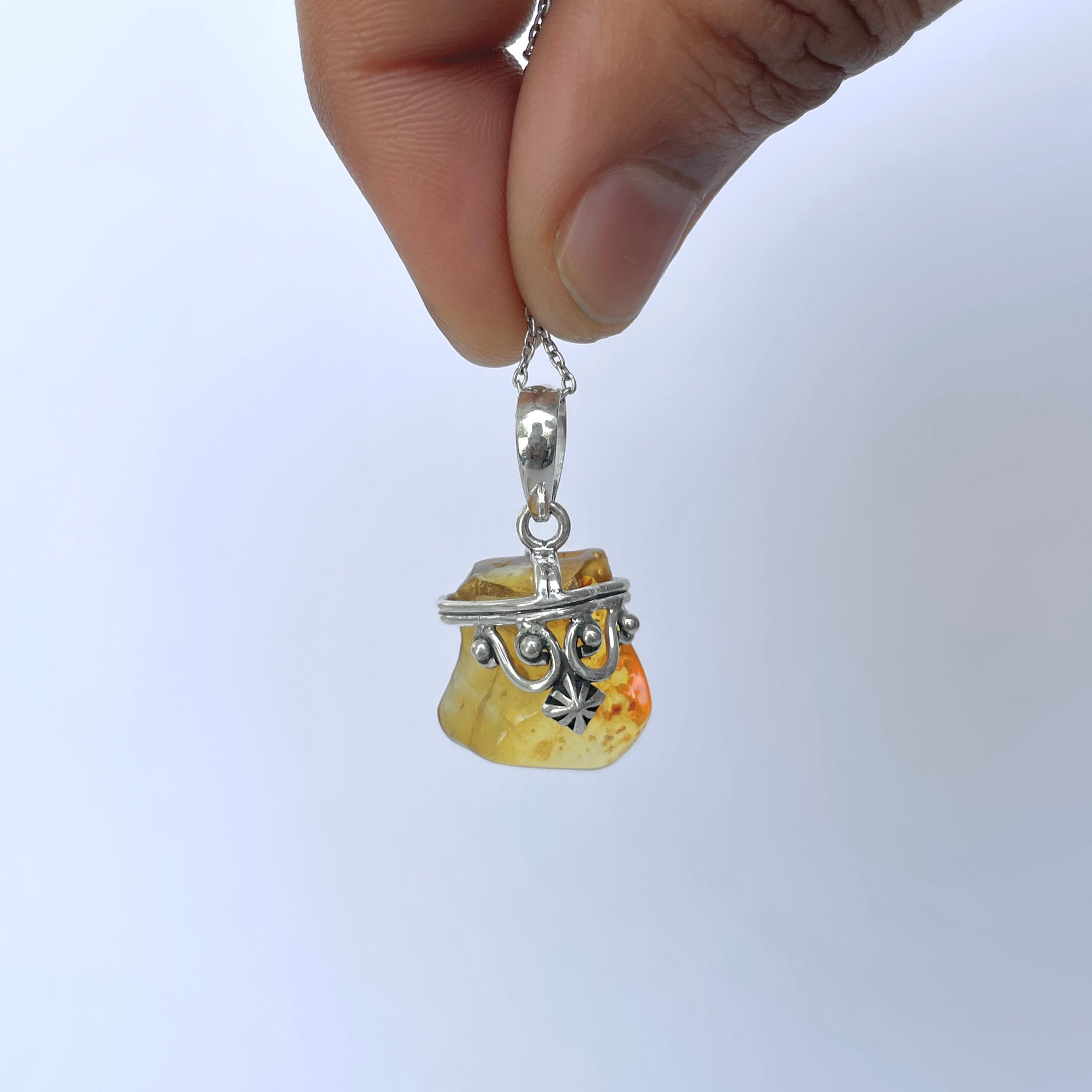 Amber Pendant-(AMB-P-133.)