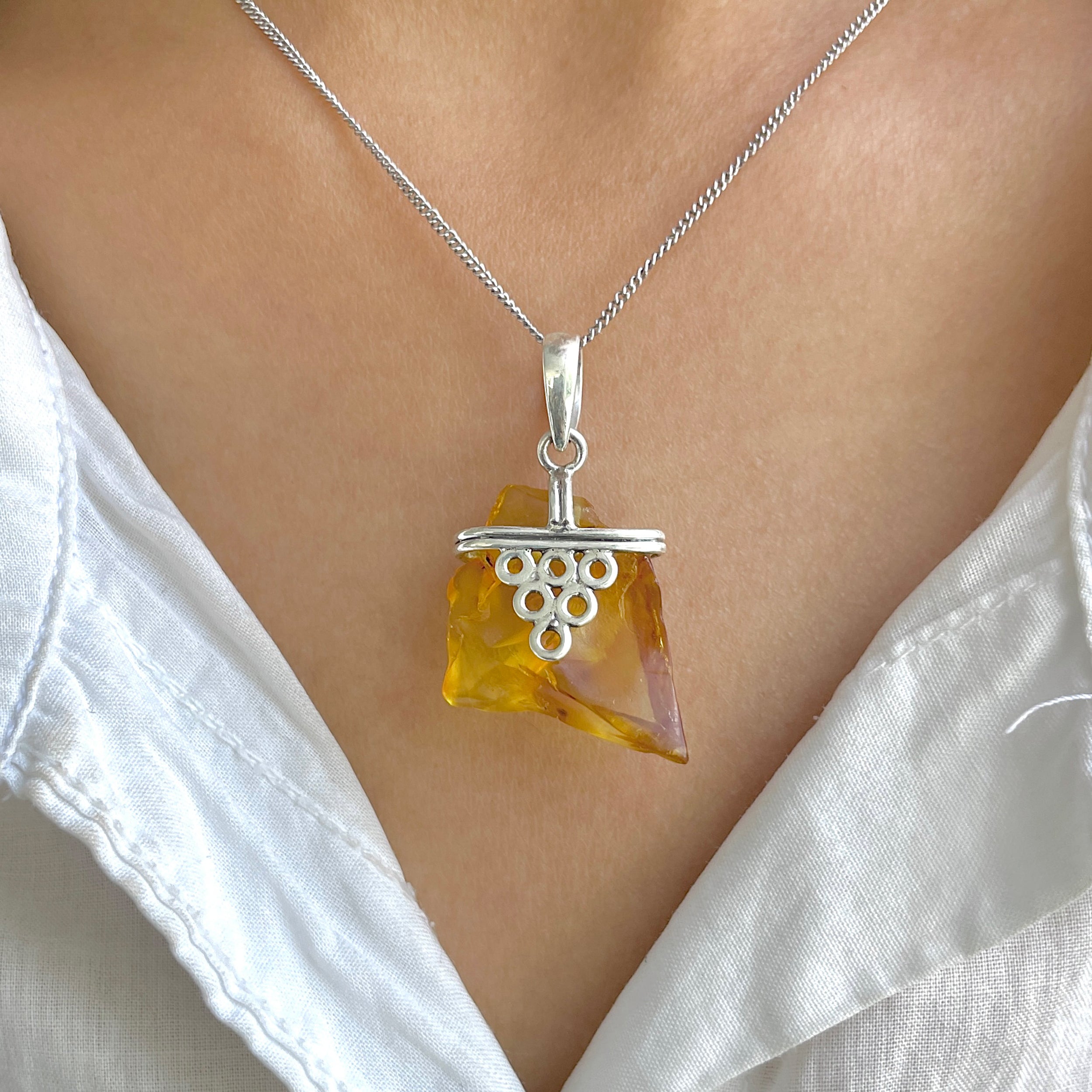 Amber Pendant-(AMB-P-138.)