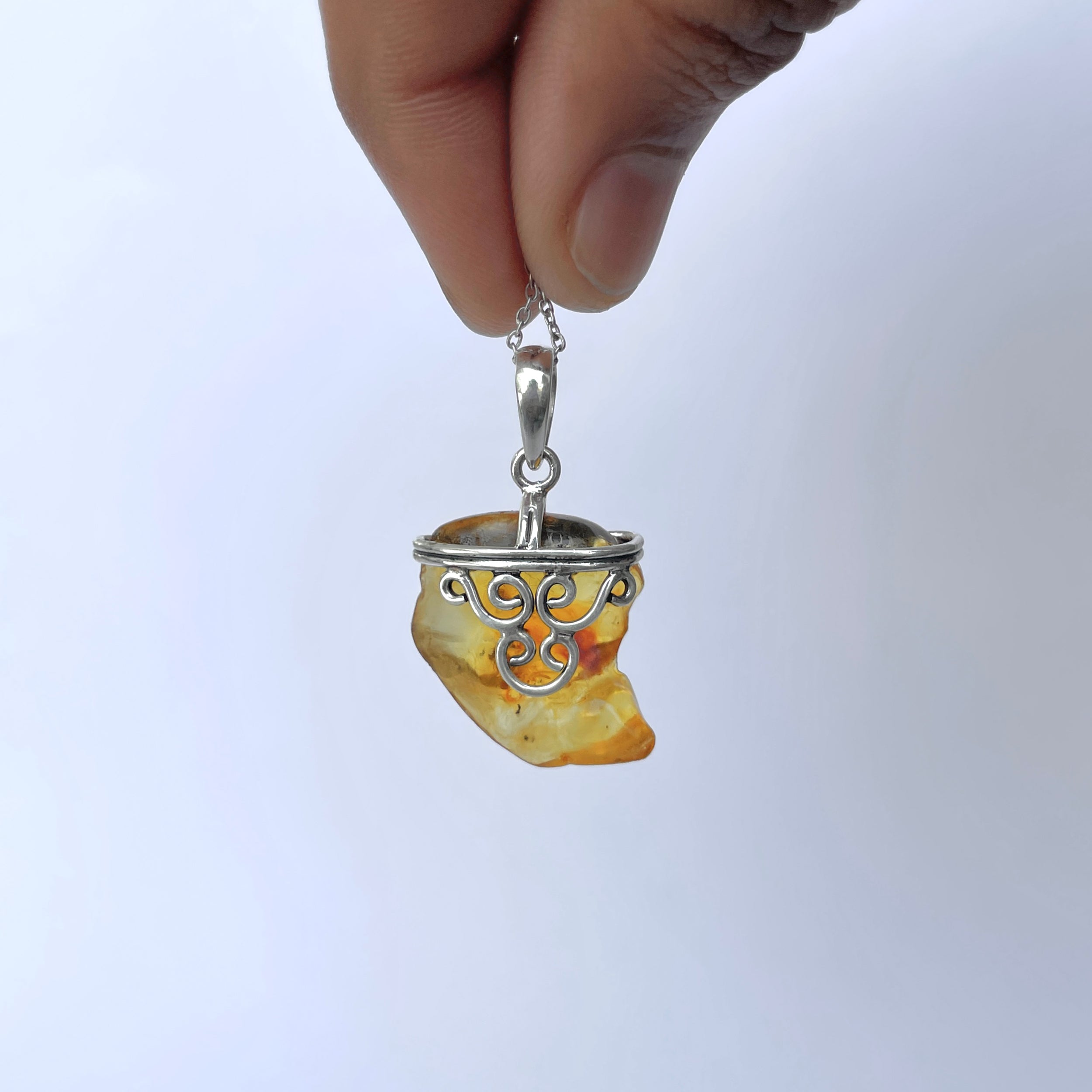 Amber Pendant-(AMB-P-141.)
