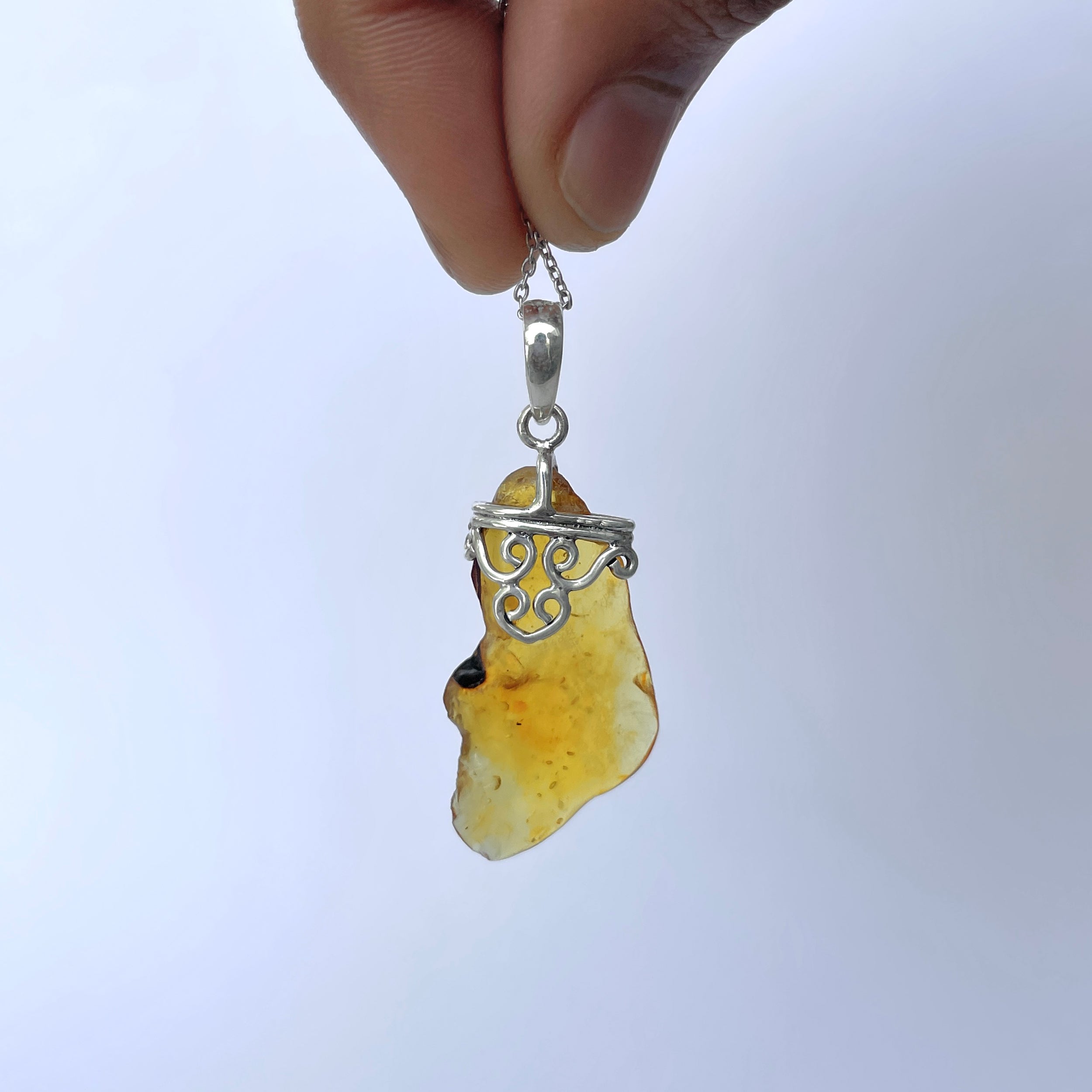 Amber Pendant-(AMB-P-142.)