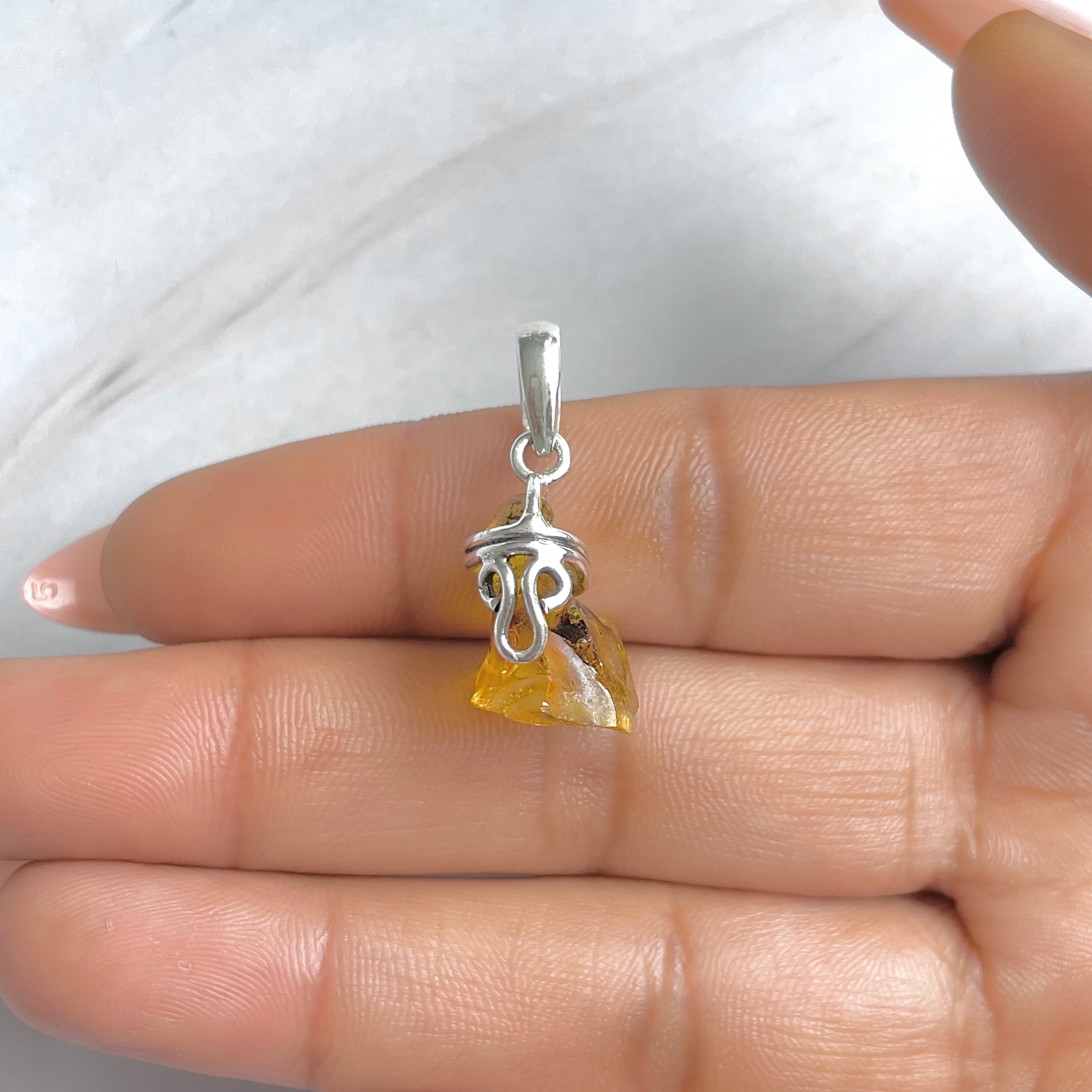 Amber Pendant-(AMB-P-143.)