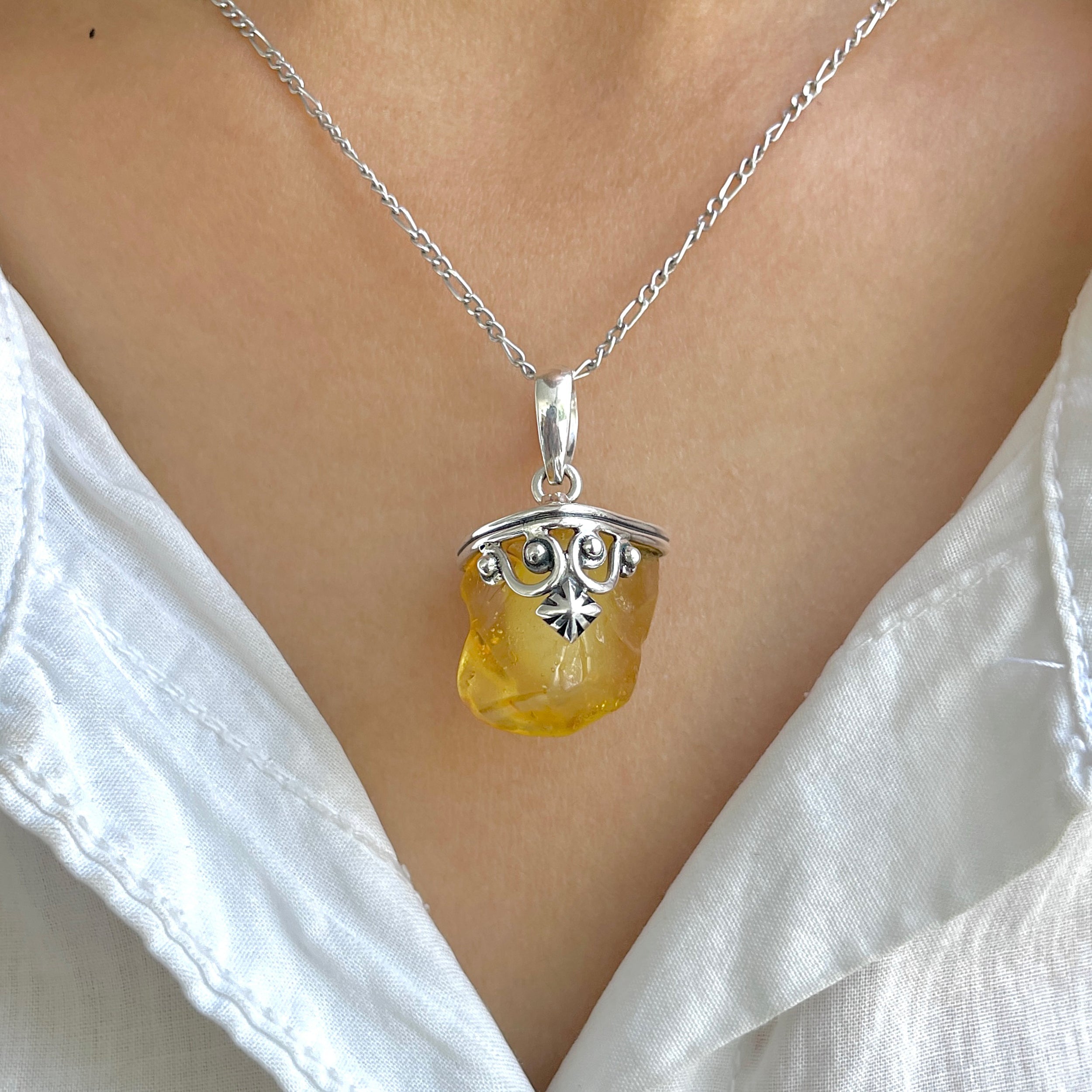 Amber Pendant-(AMB-P-144.)