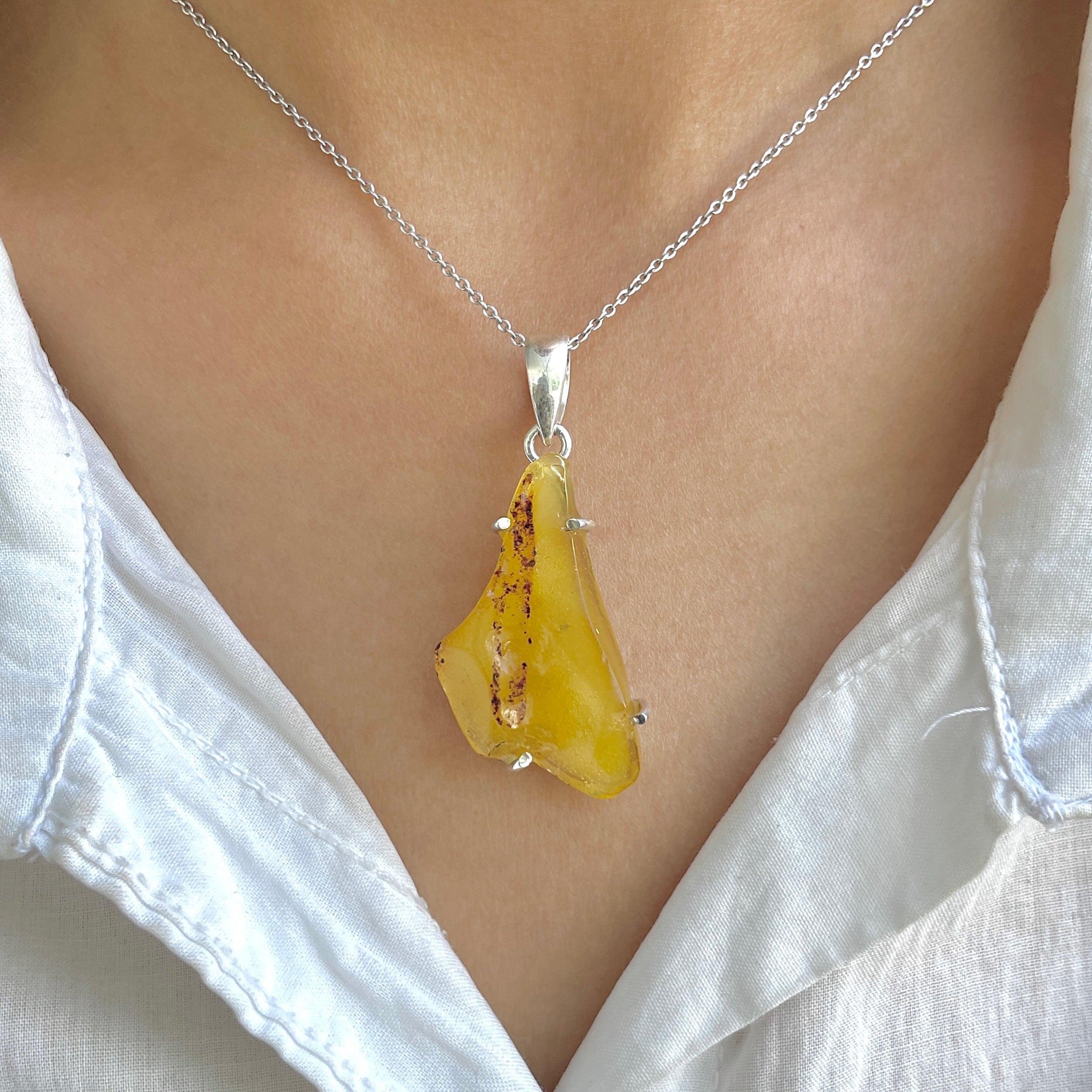 Amber Pendant-(AMB-P-146.)