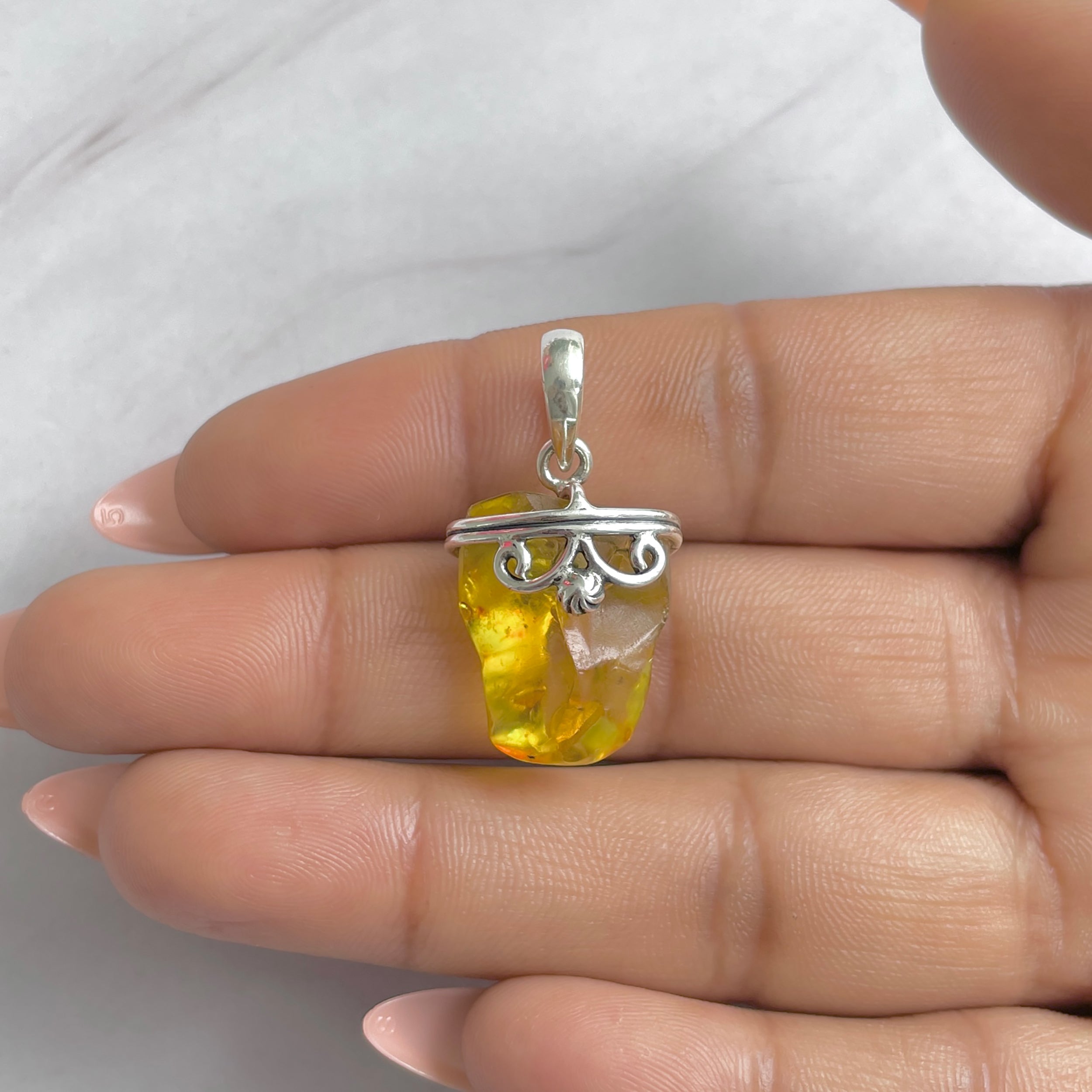 Amber Pendant-(AMB-P-147.)
