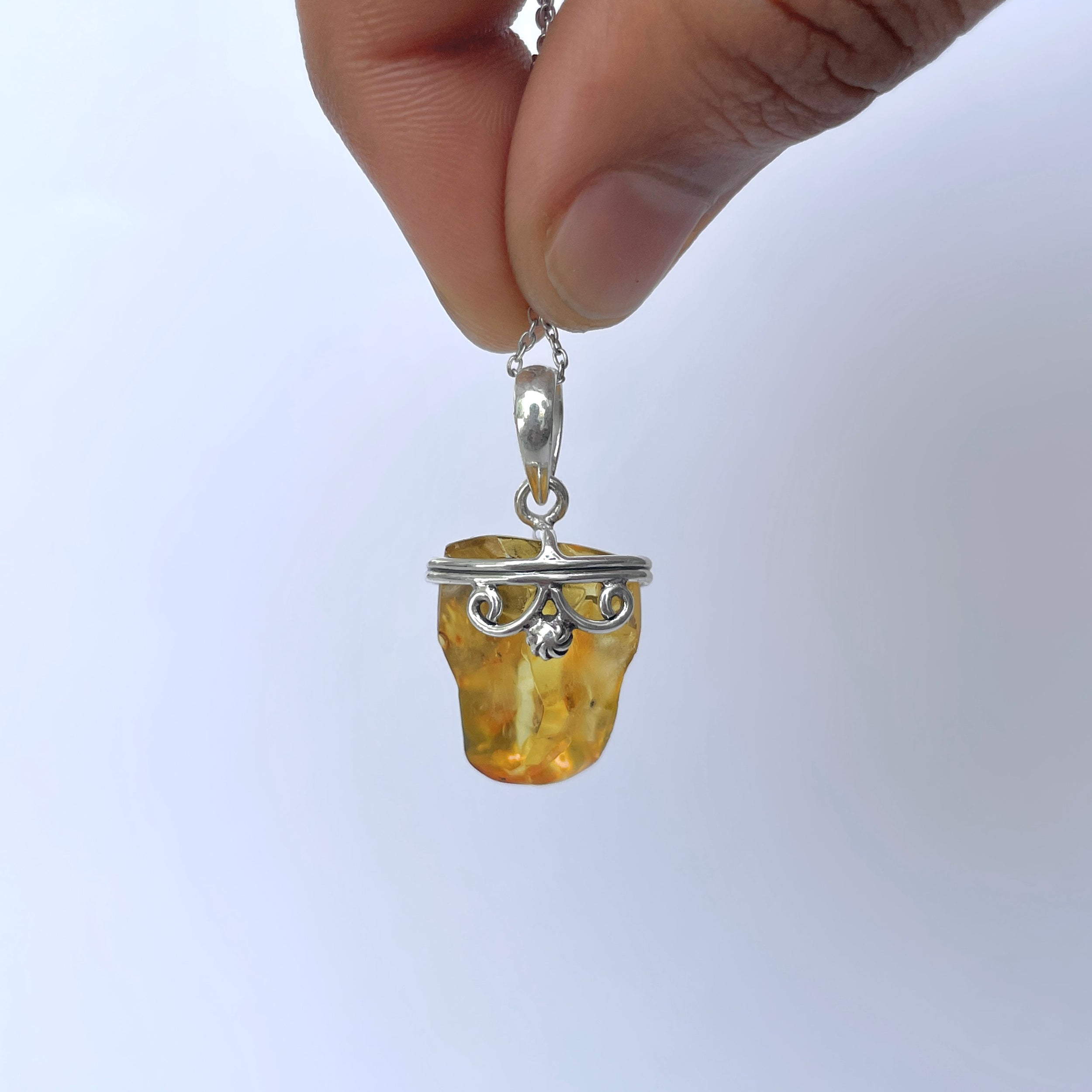 Amber Pendant-(AMB-P-147.)