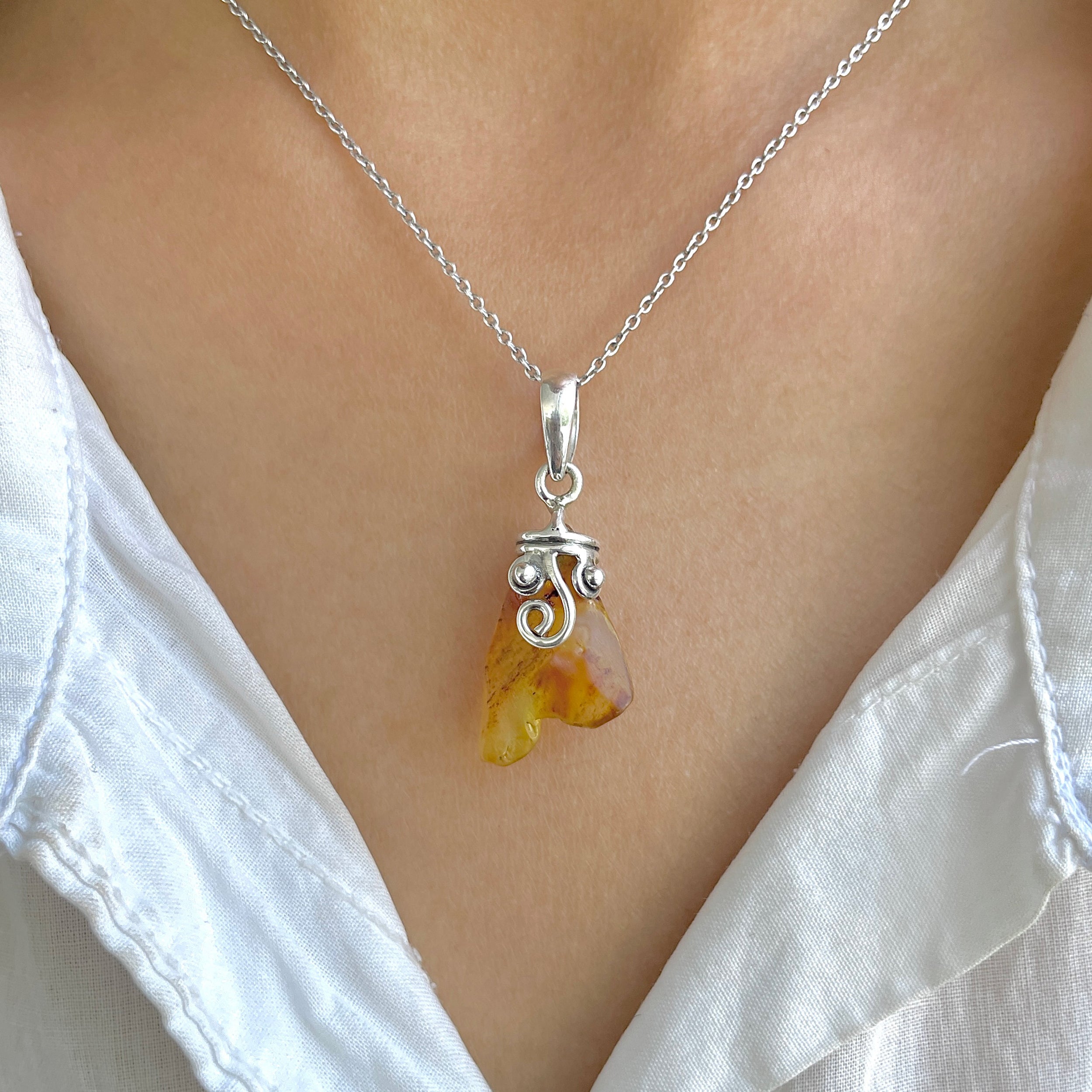 Amber Pendant-(AMB-P-148.)