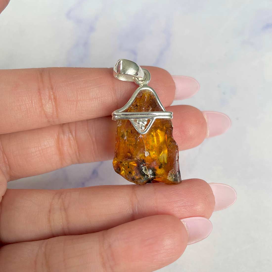 Amber Pendant-(AMB-P-16.)