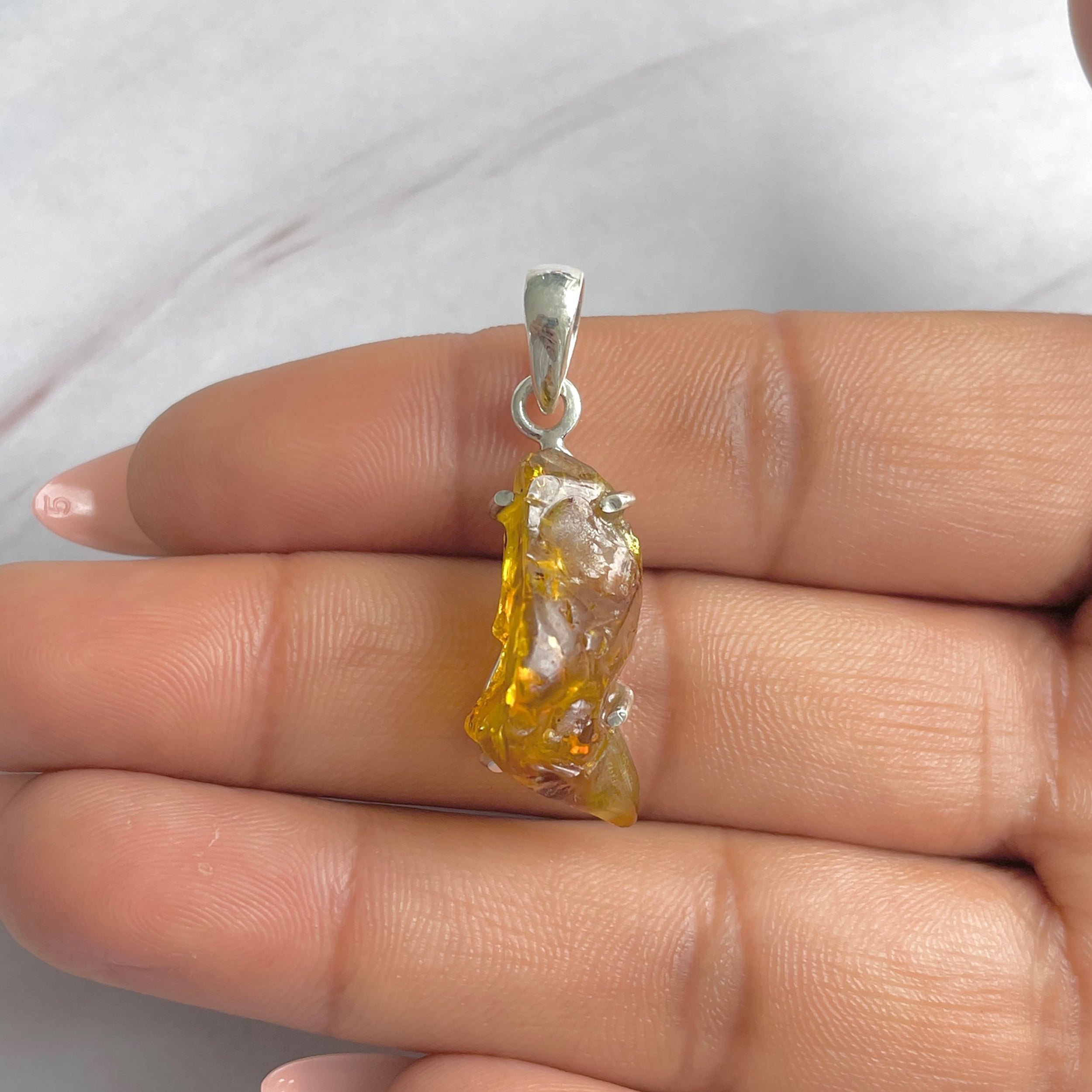 Amber Pendant-(AMB-P-46.)