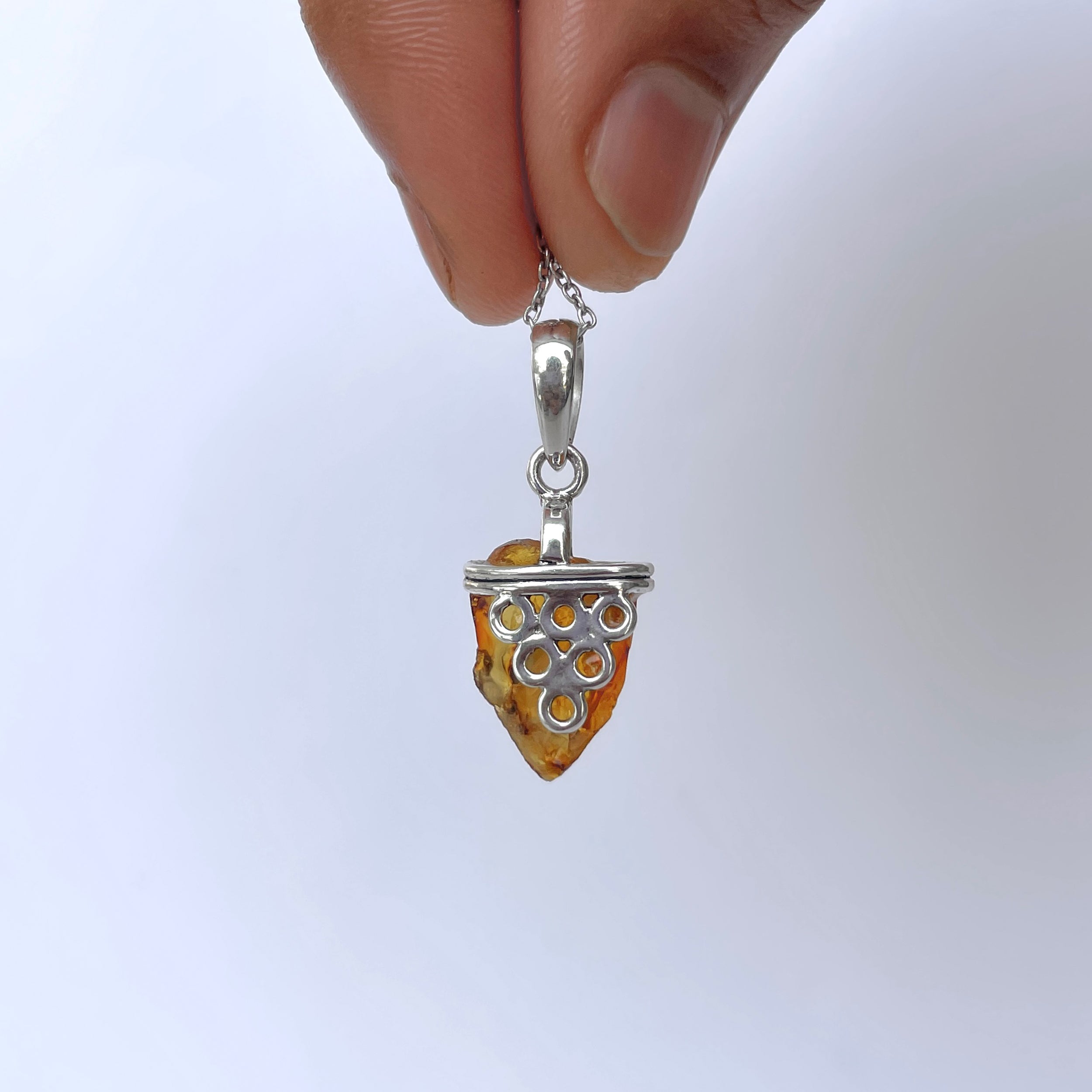 Amber Pendant-(AMB-P-47.)