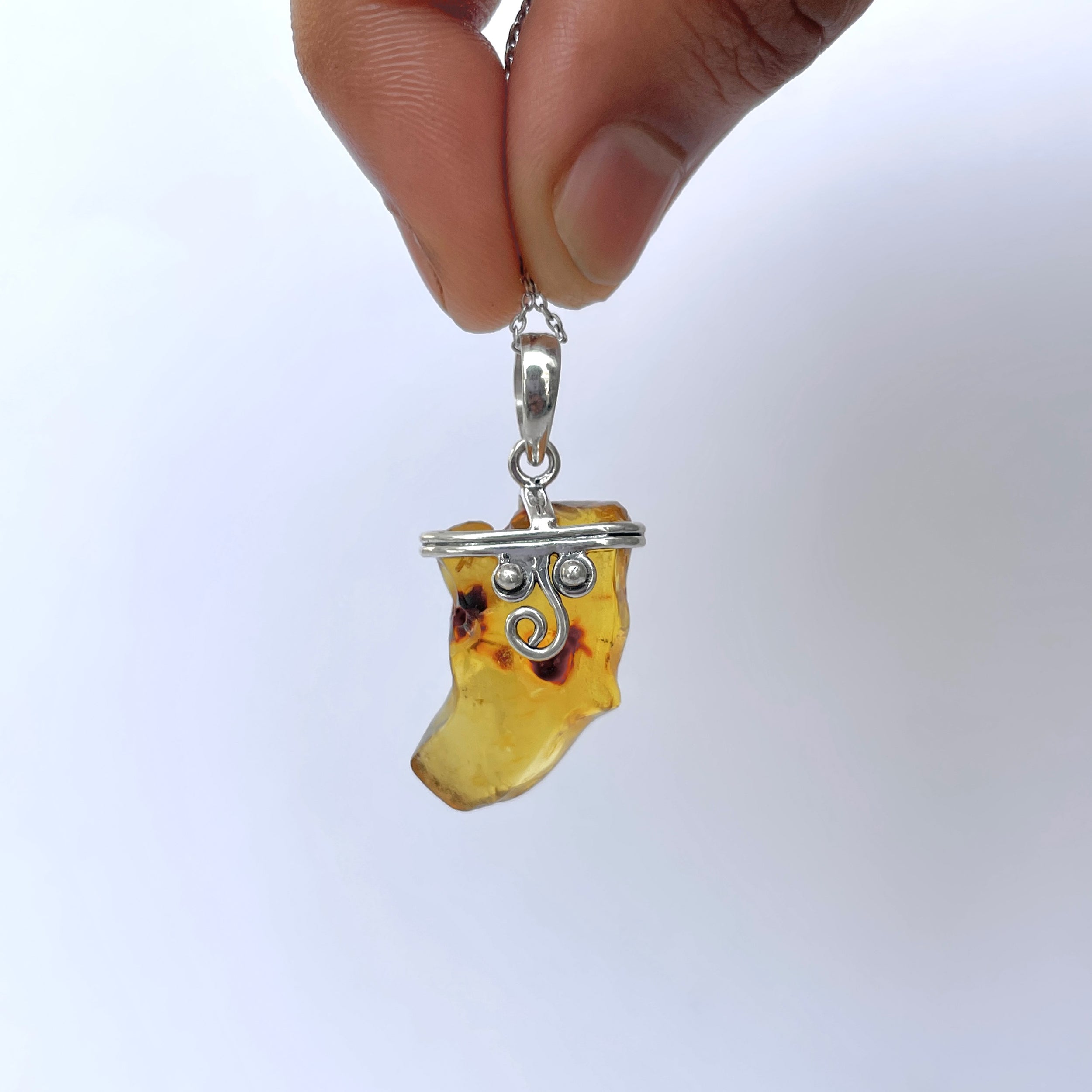 Amber Pendant-(AMB-P-48.)