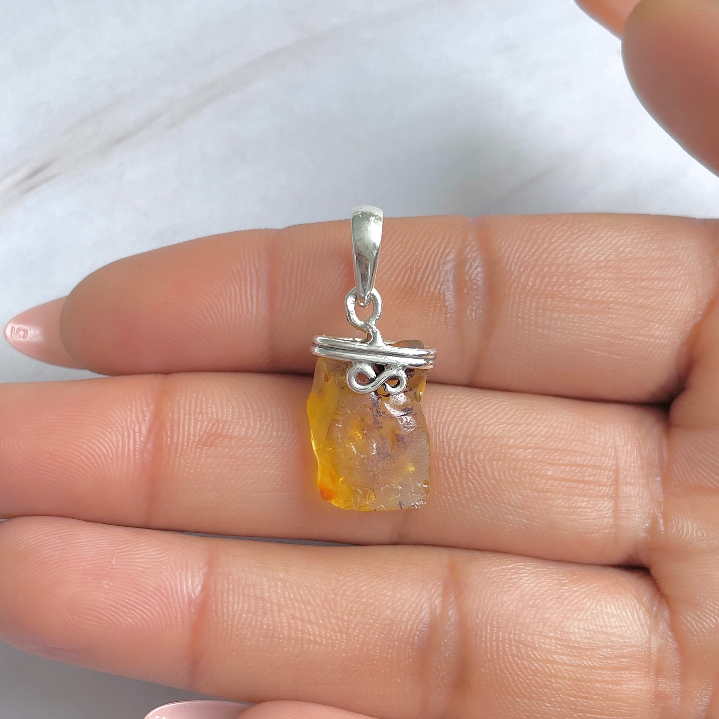 Amber Pendant-(AMB-P-49.)