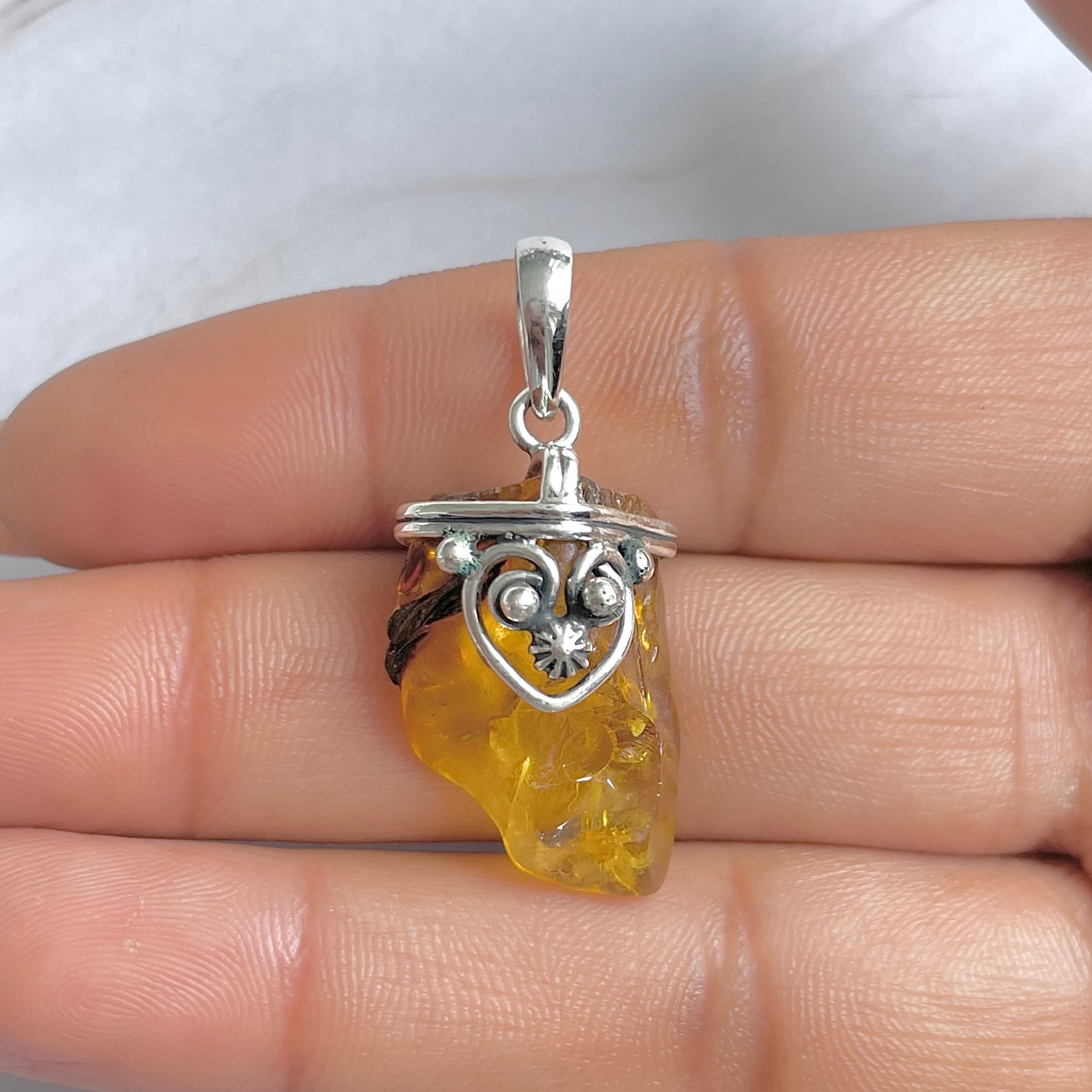 Amber Pendant-(AMB-P-51.)