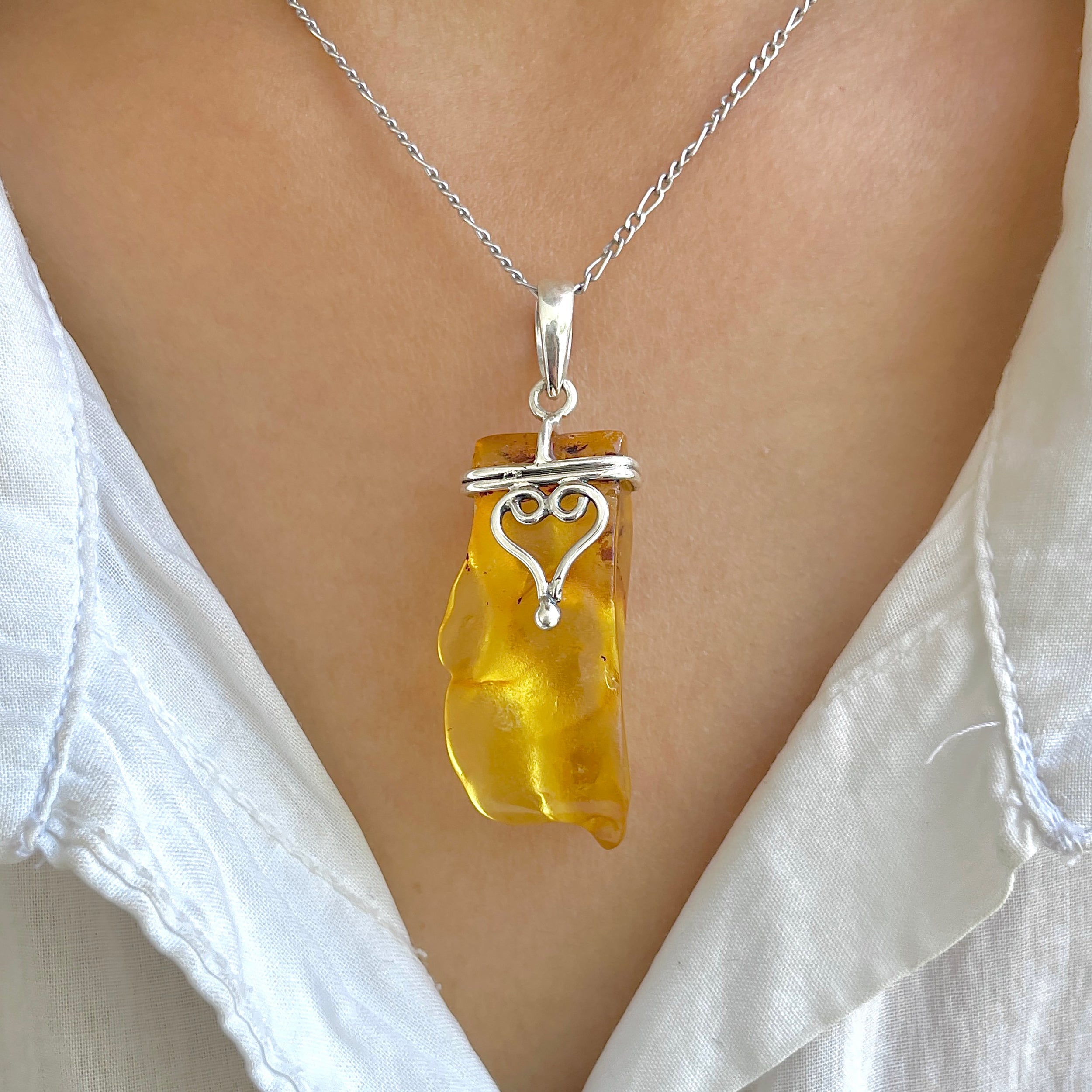 Amber Pendant-(AMB-P-52.)