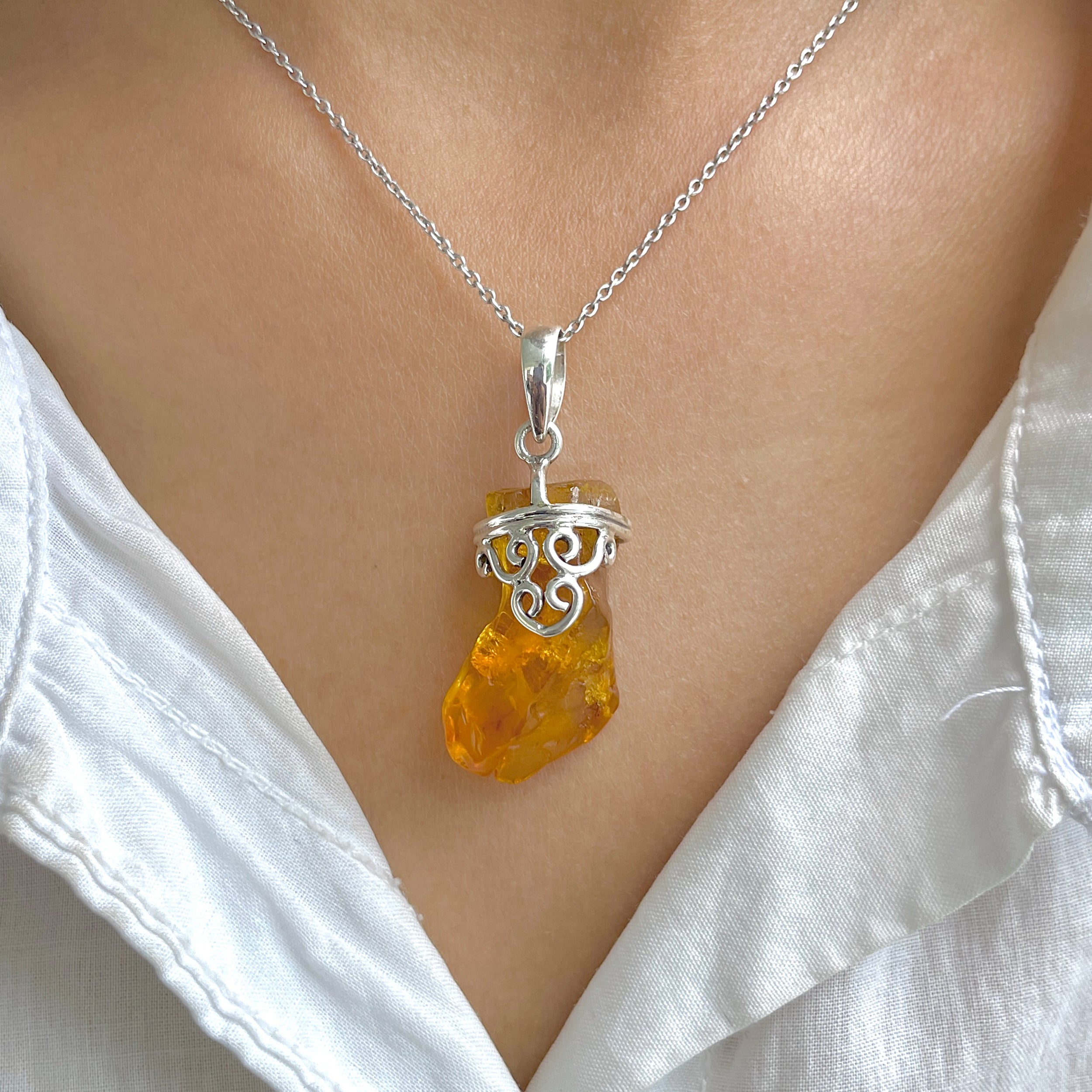 Amber Pendant-(AMB-P-57.)