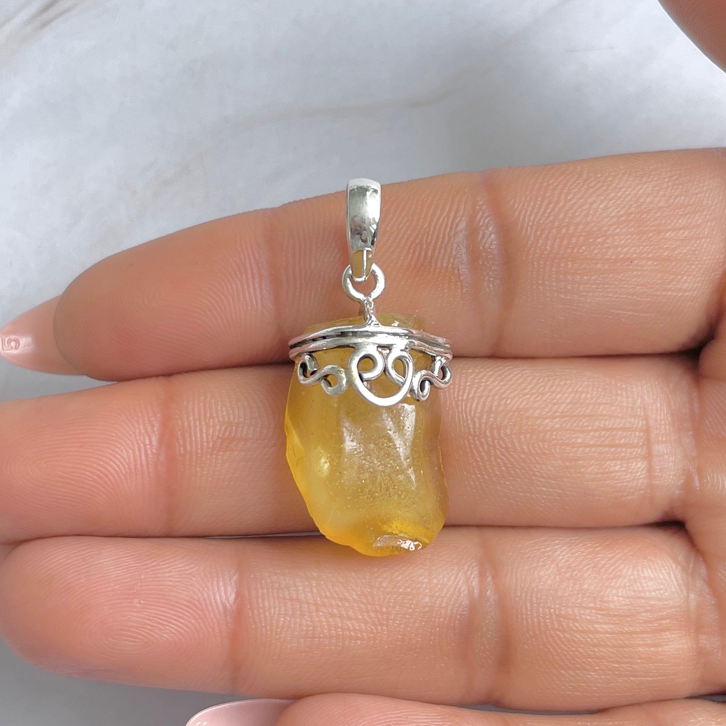 Amber Pendant-(AMB-P-59.)