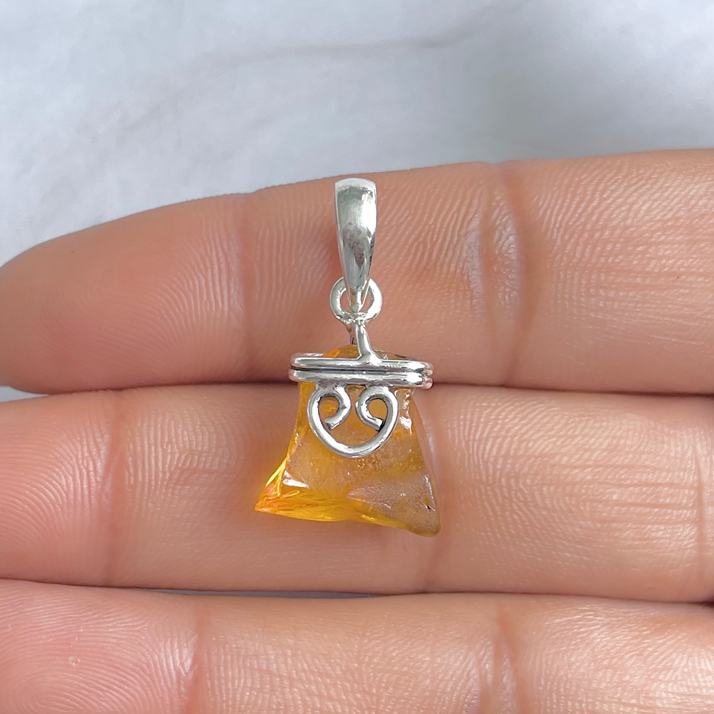 Amber Pendant-(AMB-P-60.)