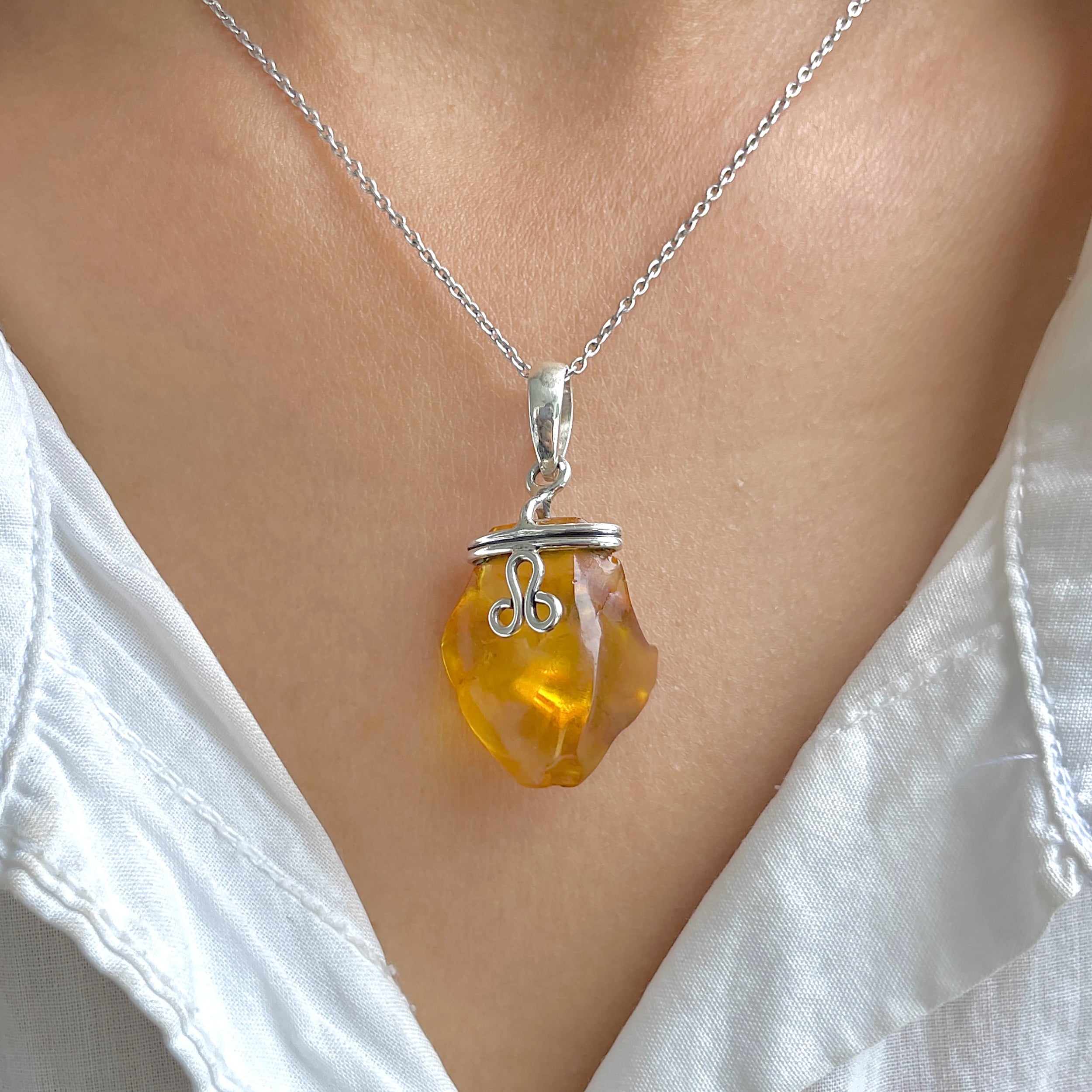 Amber Pendant-(AMB-P-62.)
