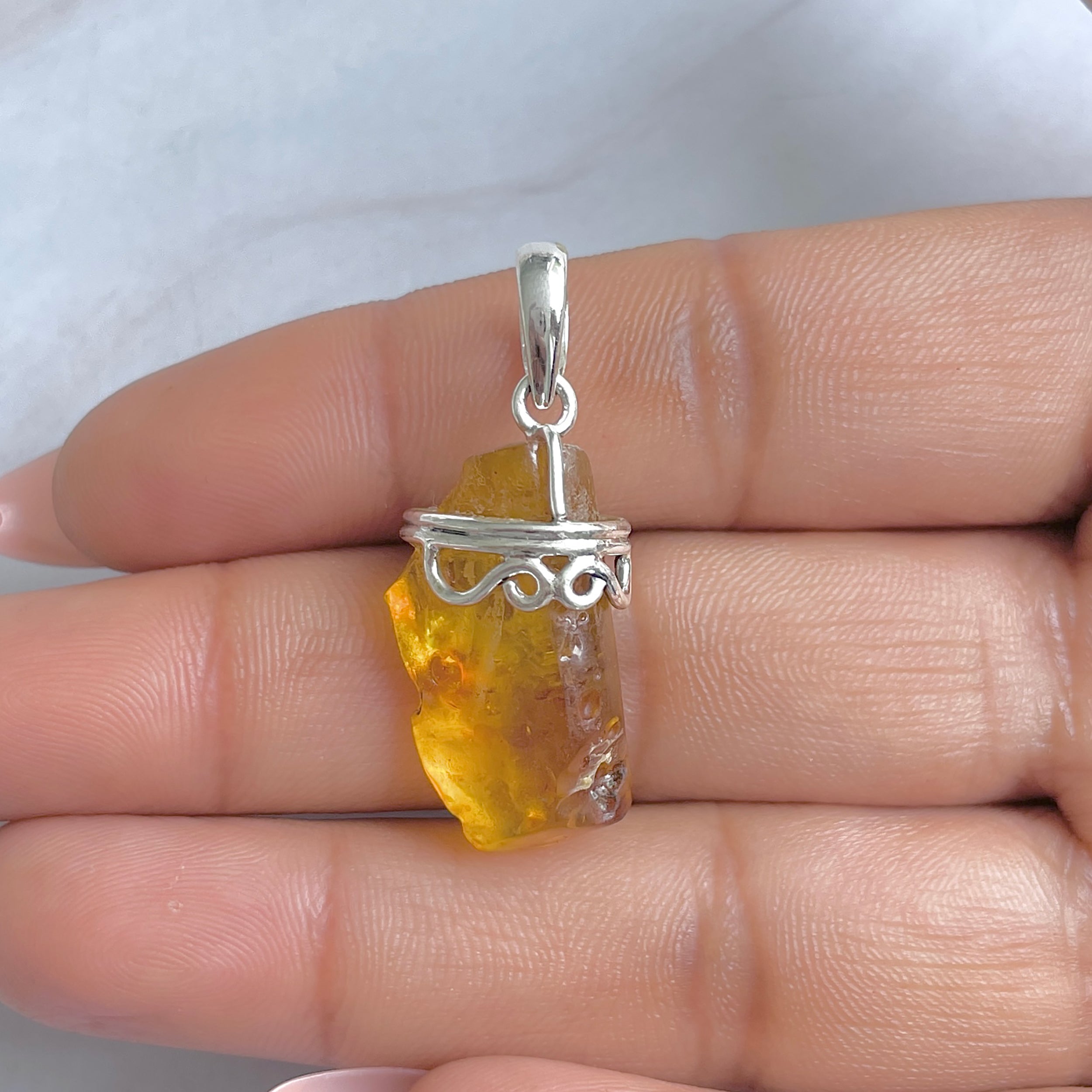 Amber Pendant-(AMB-P-64.)