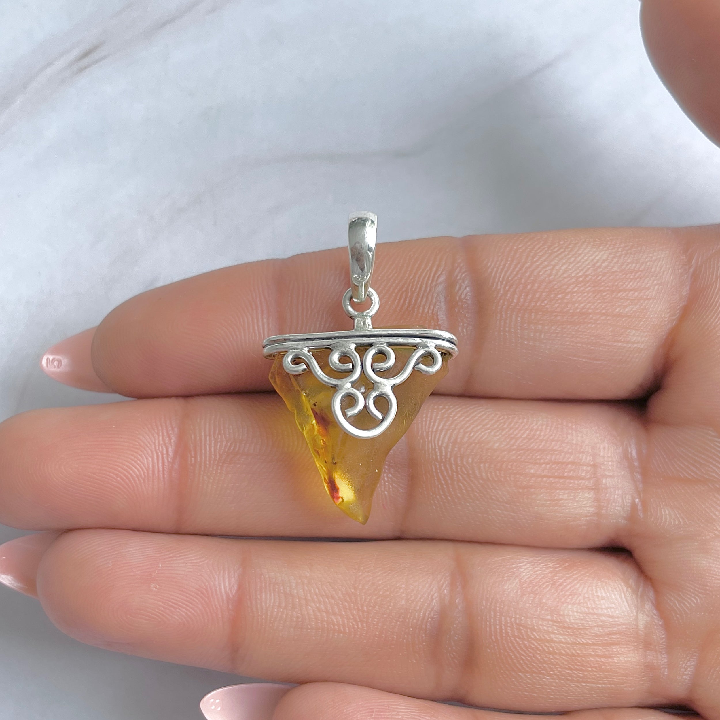 Amber Pendant-(AMB-P-66.)
