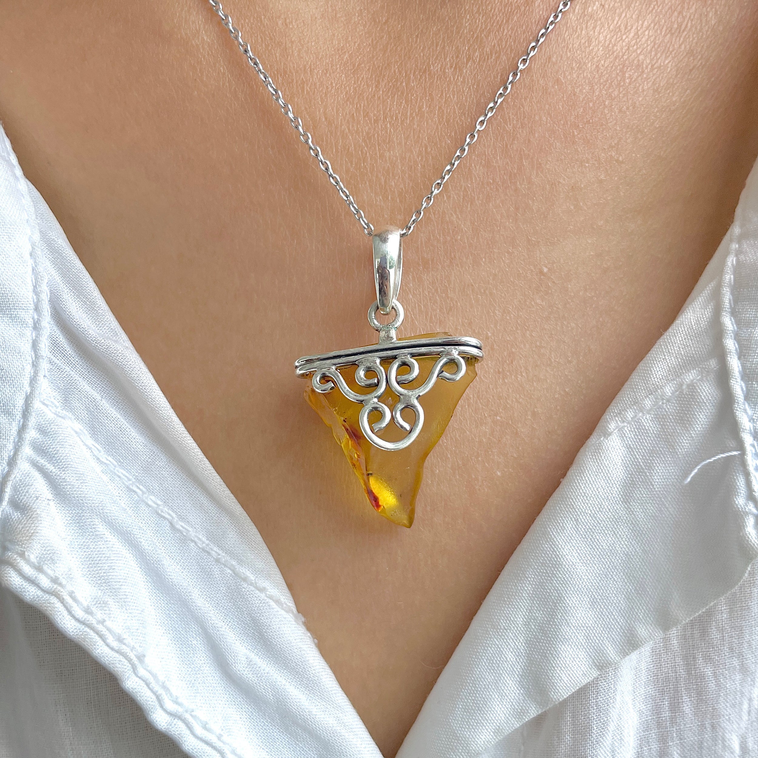 Amber Pendant-(AMB-P-66.)