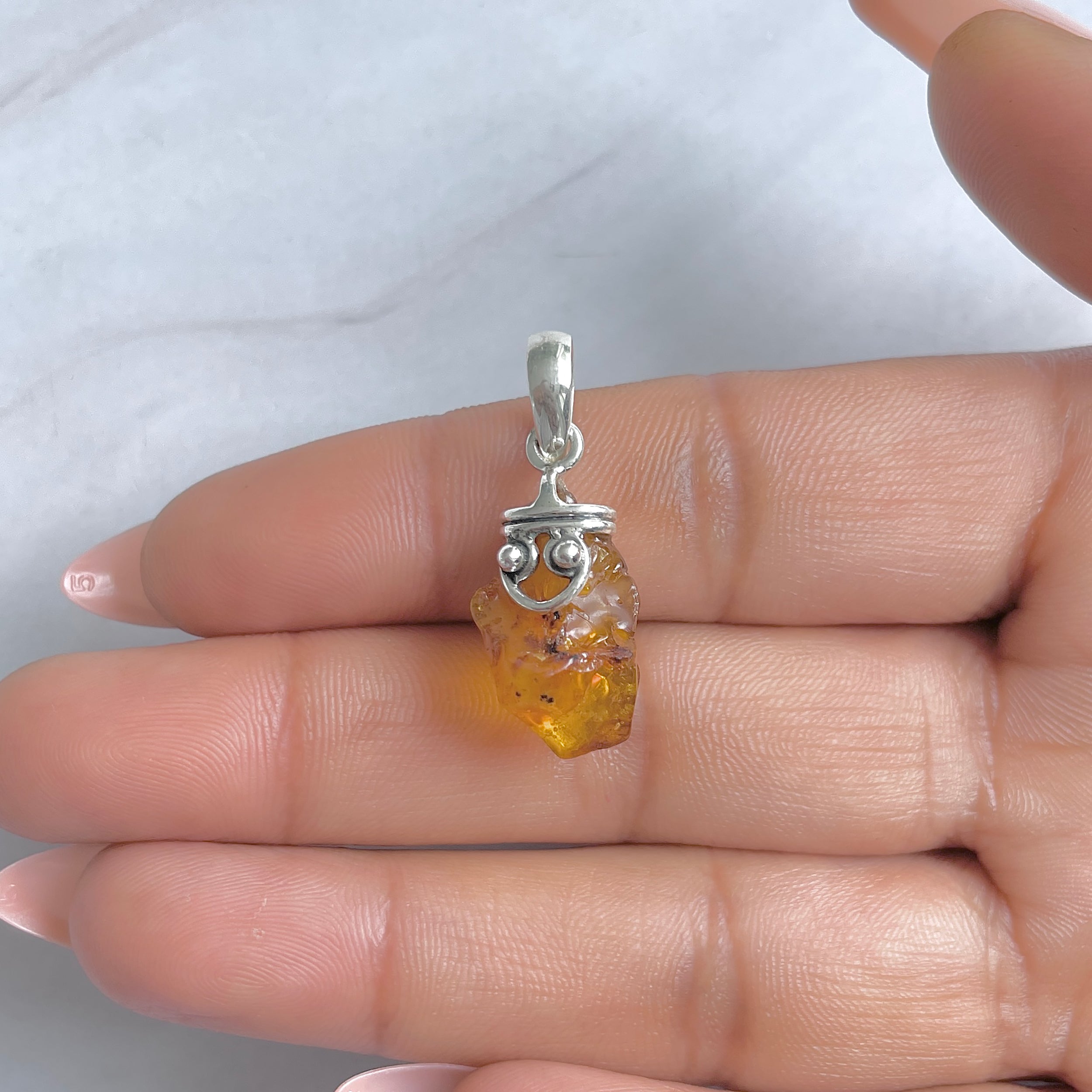 Amber Pendant-(AMB-P-68.)