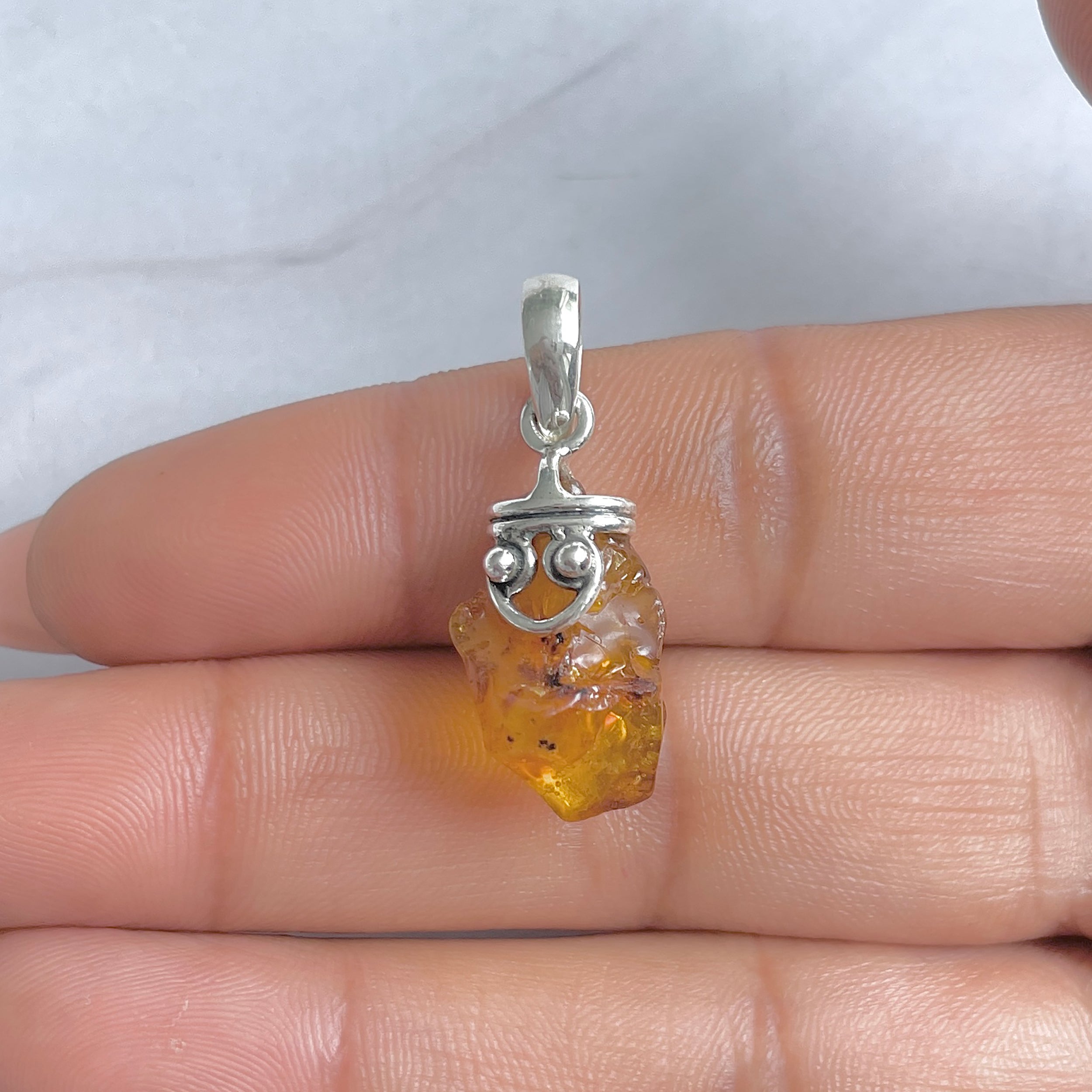 Amber Pendant-(AMB-P-68.)
